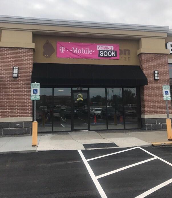 New stores opening soon in Omaha! tmobile