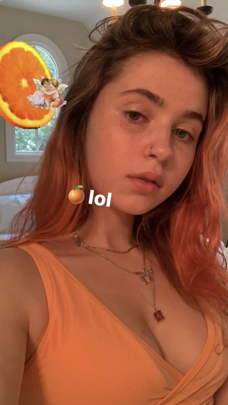 🍊 r/clairo