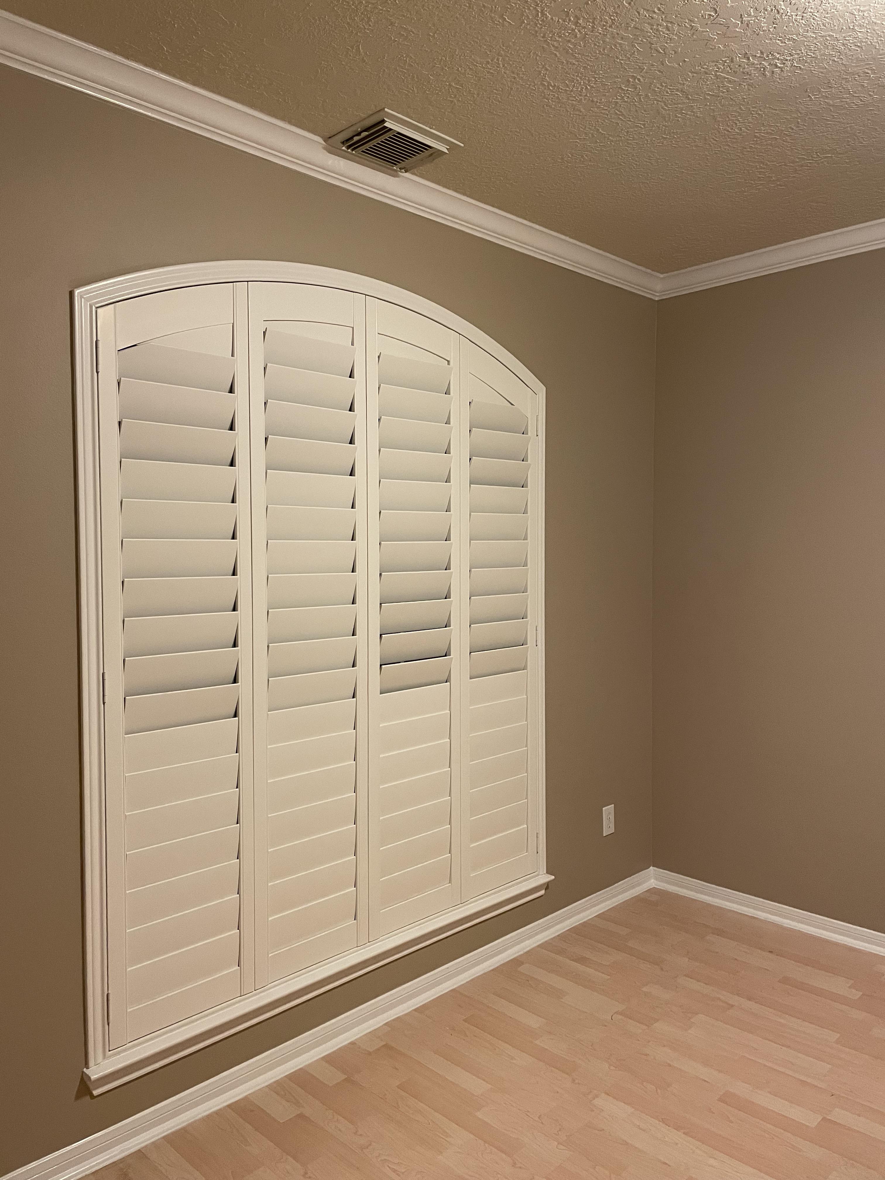 Crown molding, trim, painted with SherwinWilliams, extra white semi gloss. Trim was prepped by