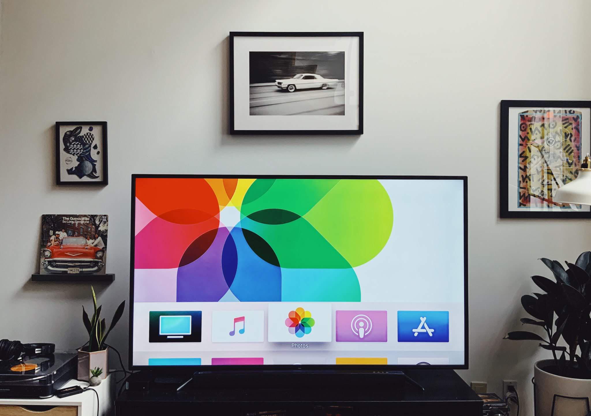 My new Analog + Digital media centre setup. r/malelivingspace