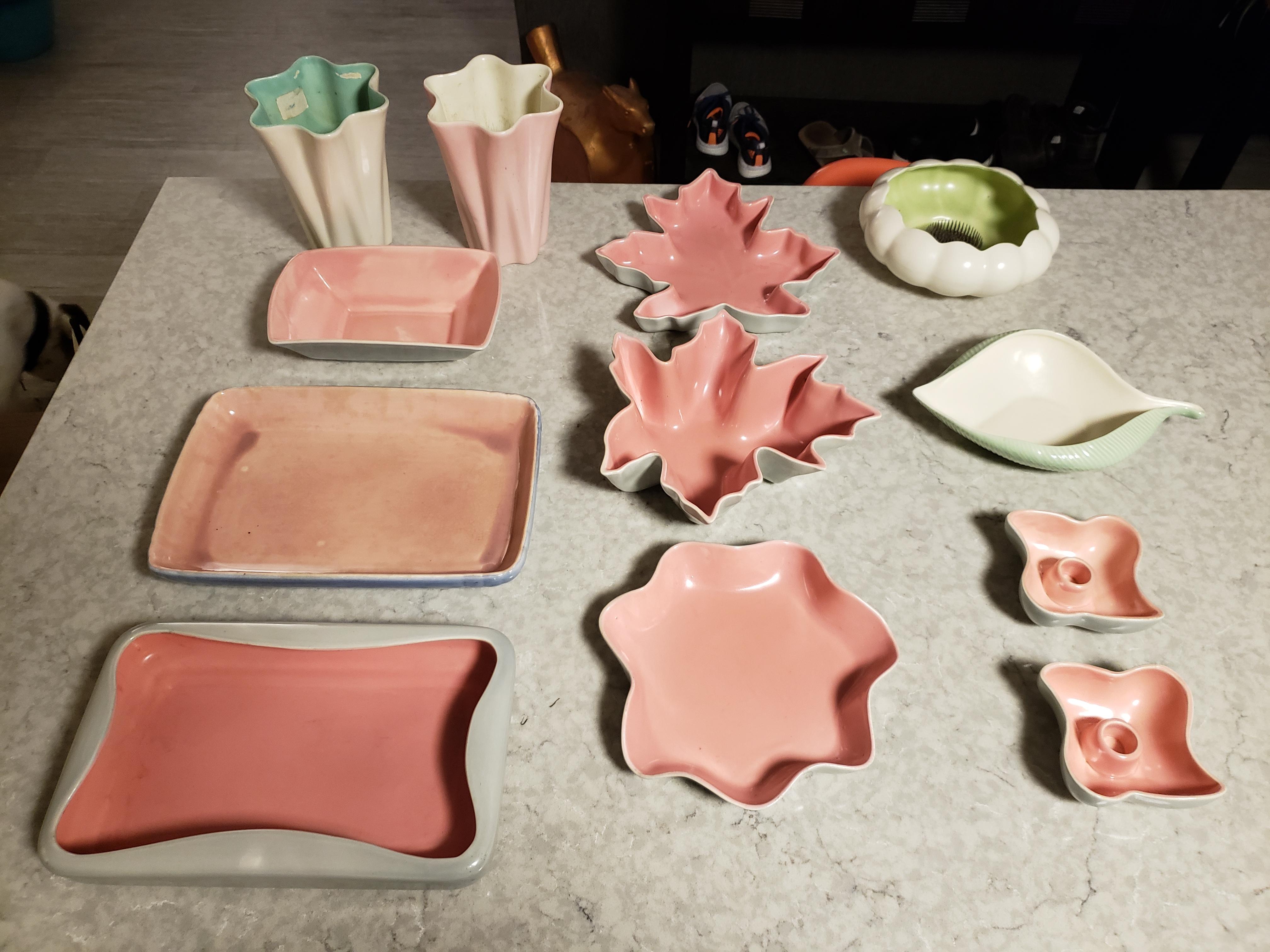 I got so much red wing pottery today 😍 r/ThriftStoreHauls