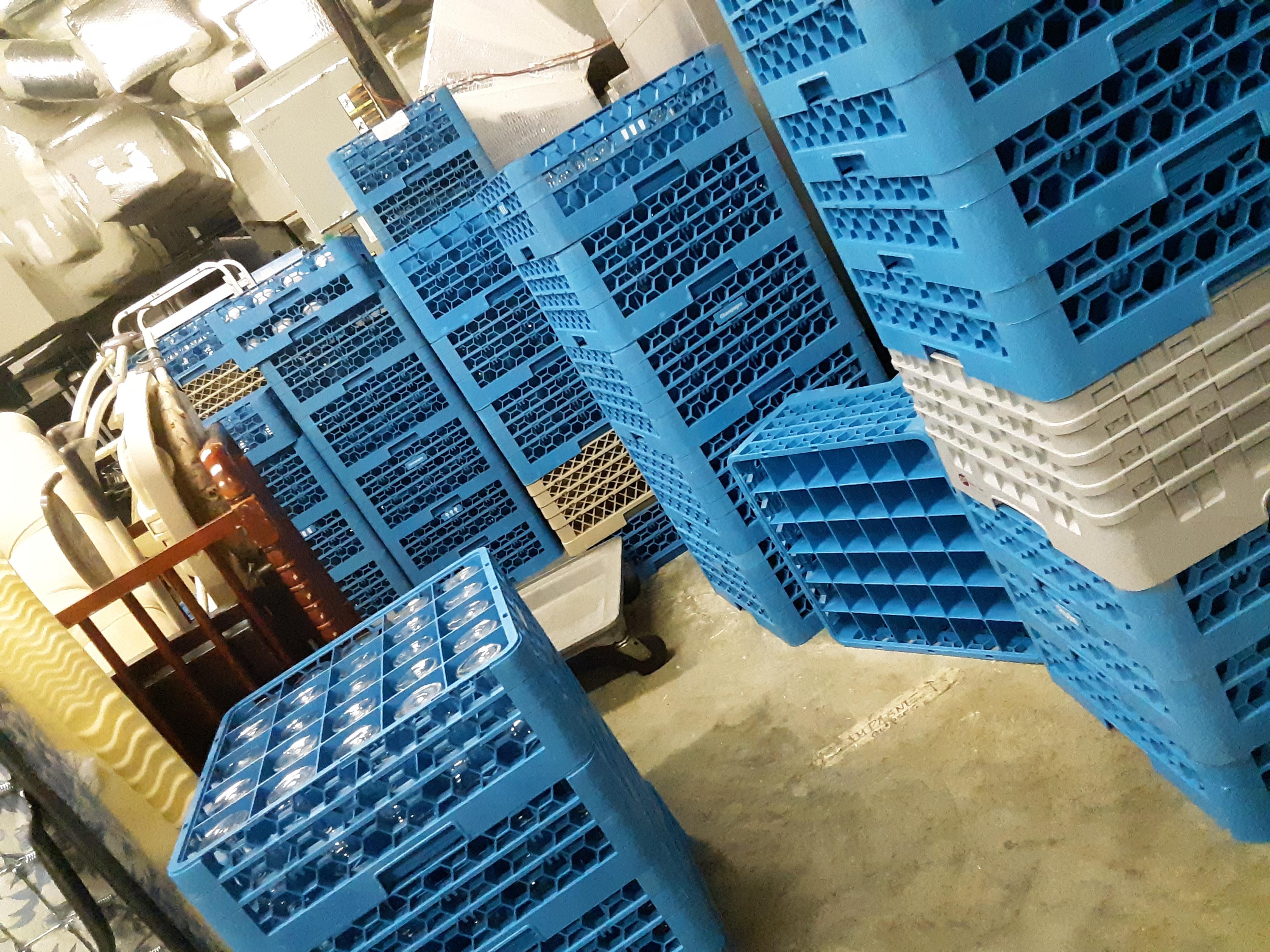 "Go find the shotglass rack" r/dishwashers