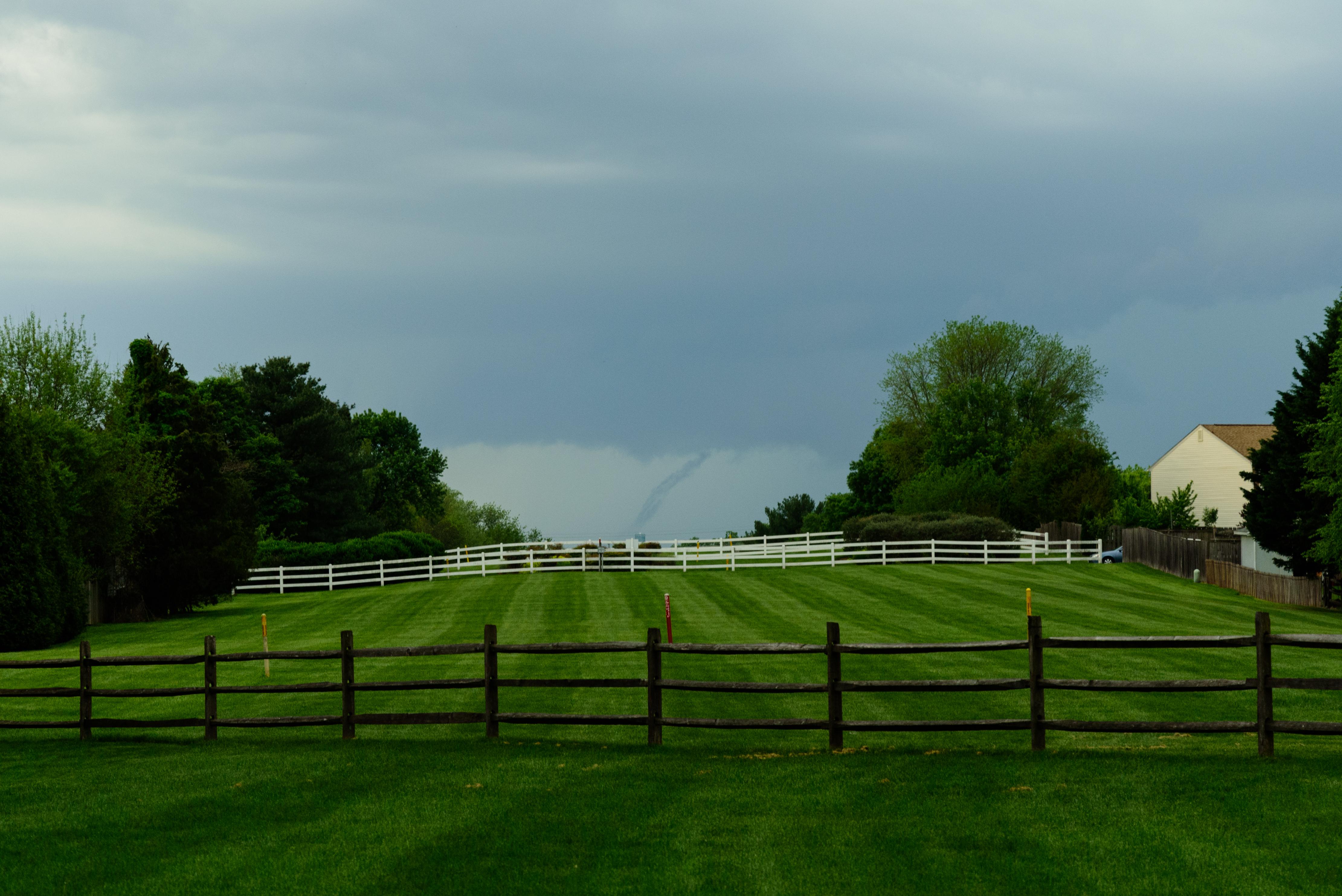 Gustnado in Centreville, VA 412 p.m.? r/weather