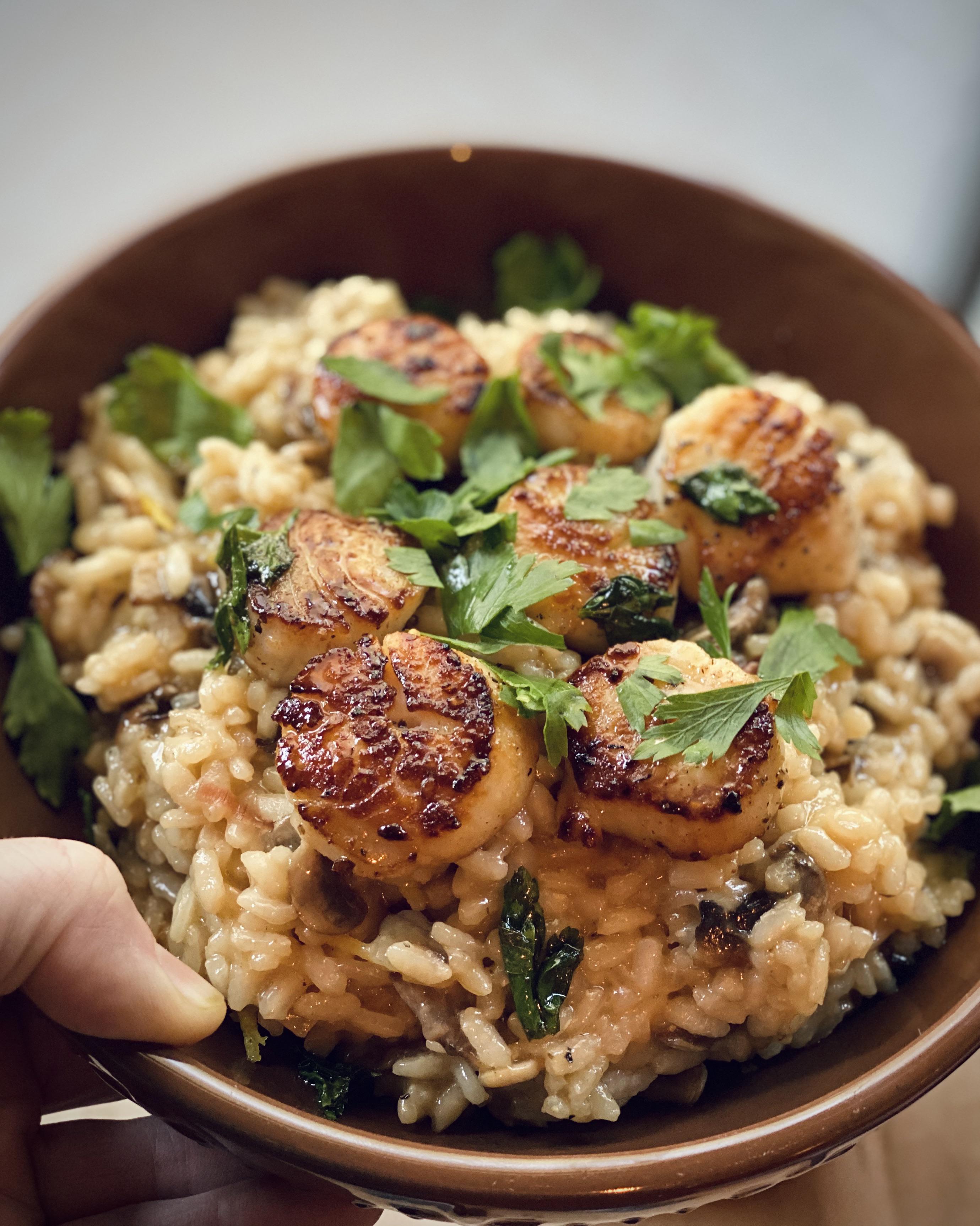 Scallops over truffled mushroom risotto r/hellofresh