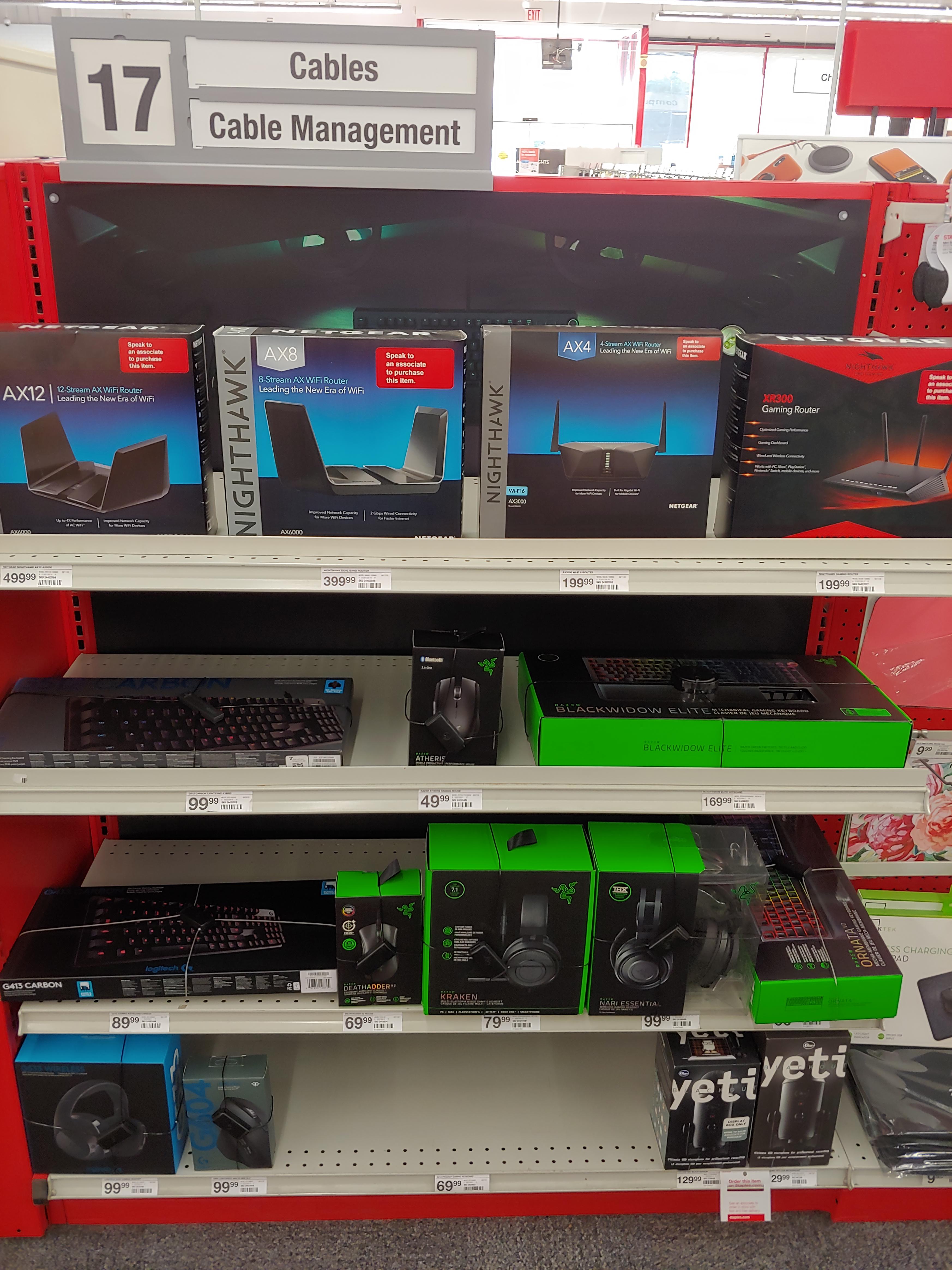 Redid our gaming plano after getting more stuff on load, looks mint now