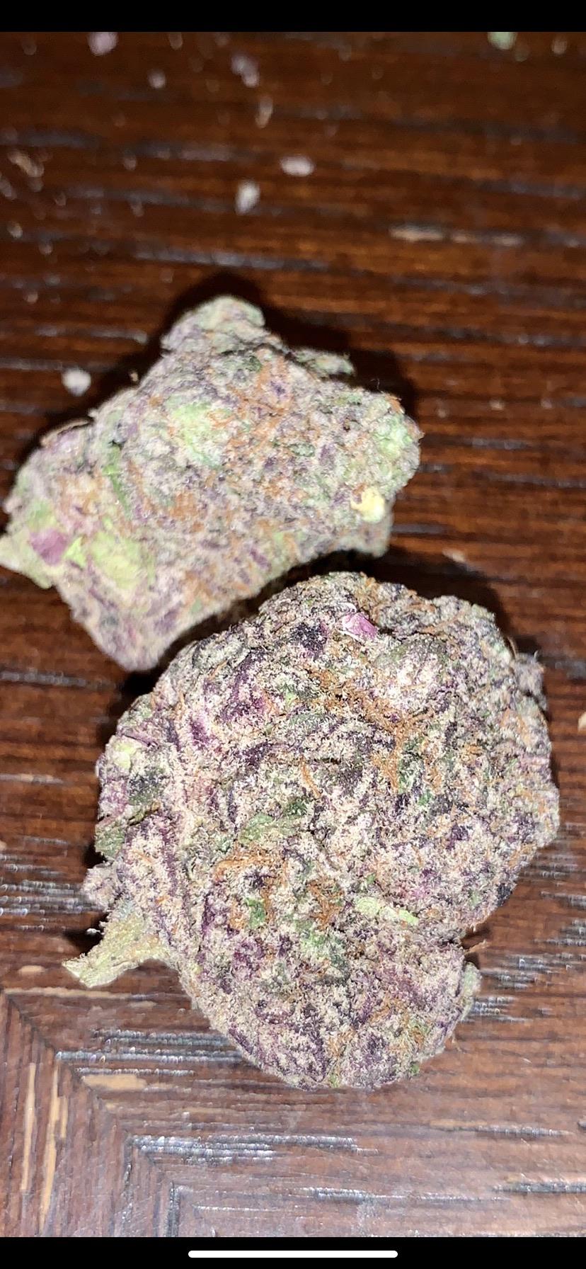 Gushers Cake AZ r/trees