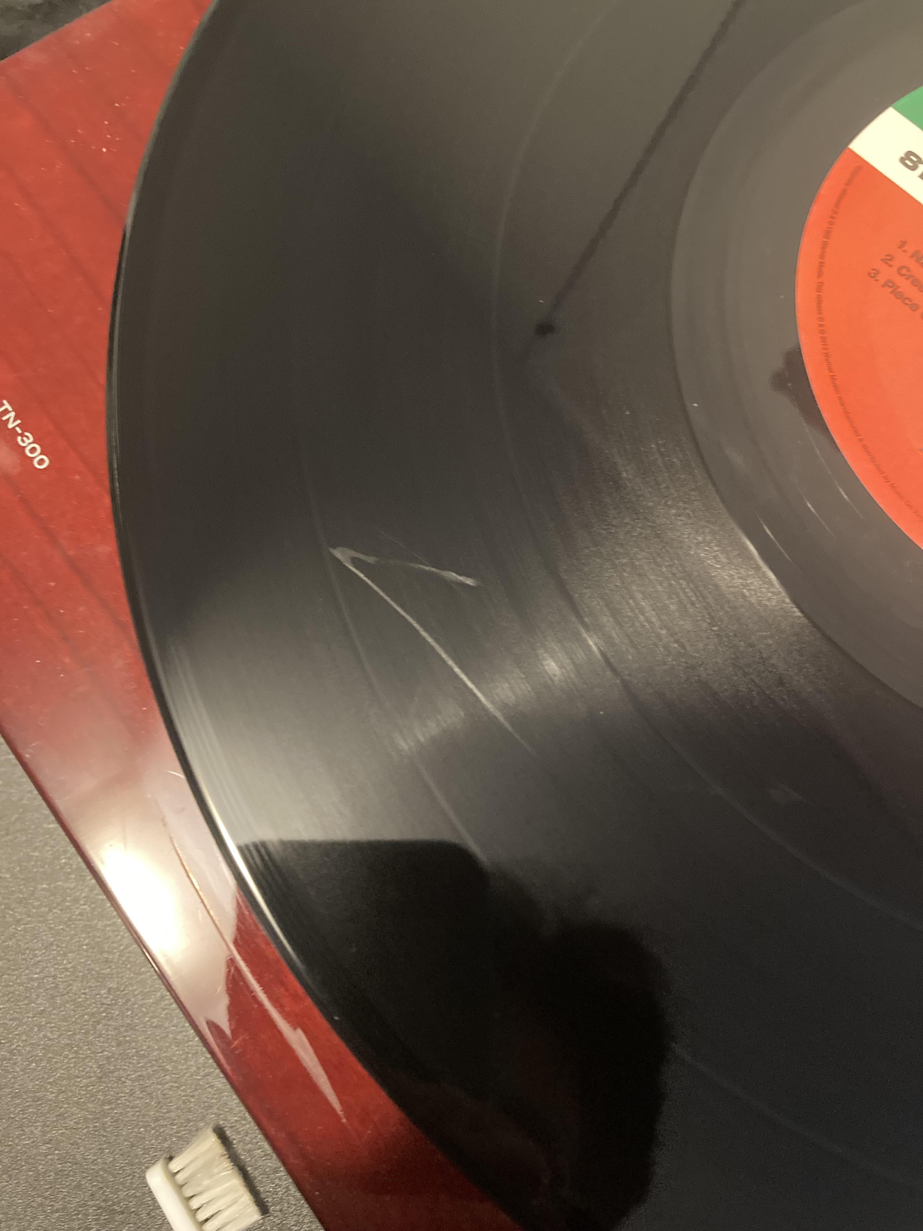 What is this random mark? r/vinyl