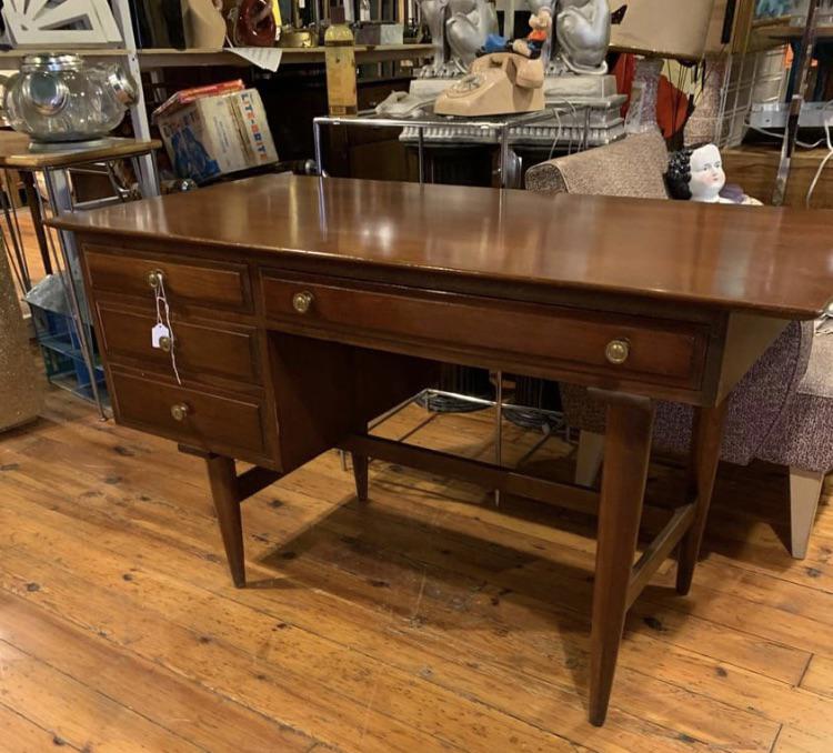 I picked up a new desk today. It’s a Willet transitional series desk
