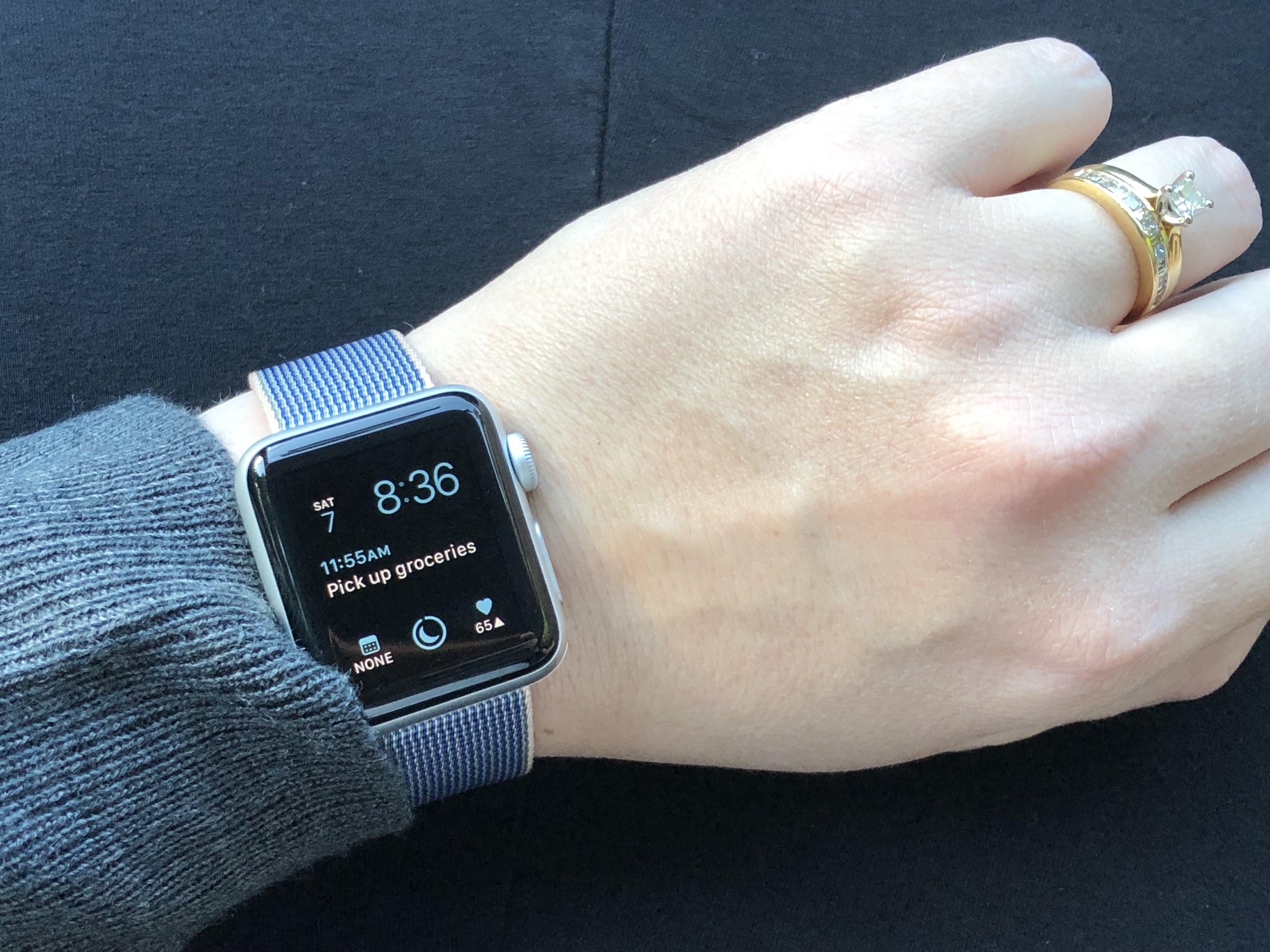 Apple Watch winter styles. Light pink/midnight blue woven nylon on