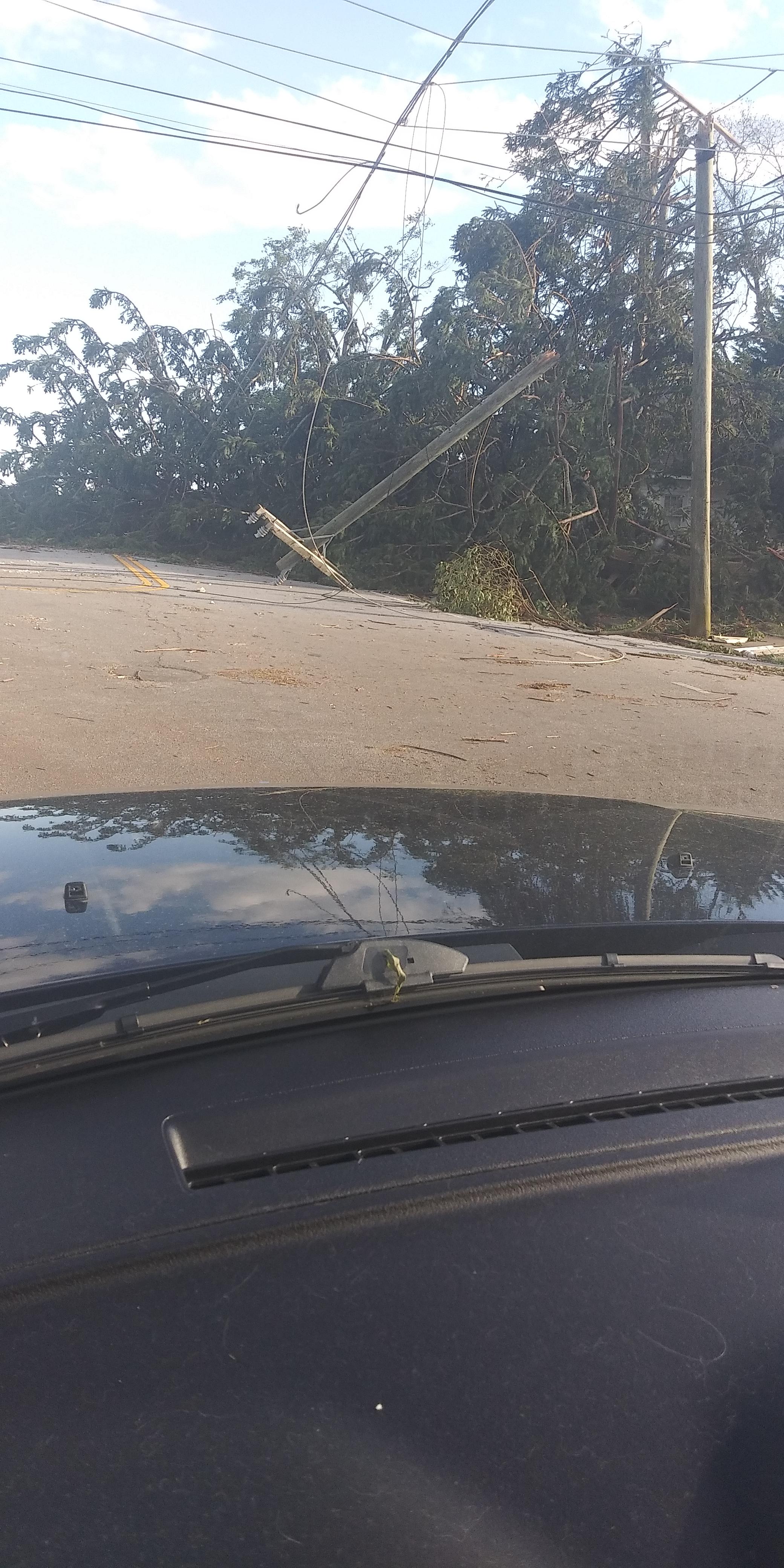 Tornado in Seneca SC this is less then a block from my house r/weather