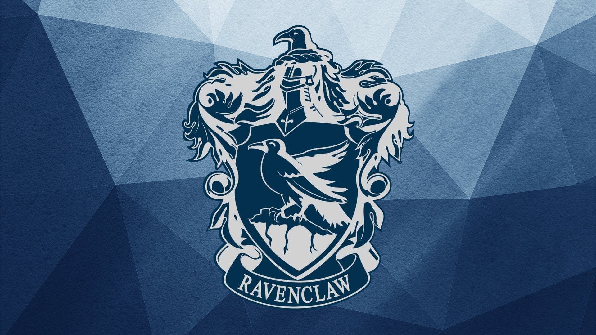 I saw this really cool version of the ravenclaw crest so I thought I