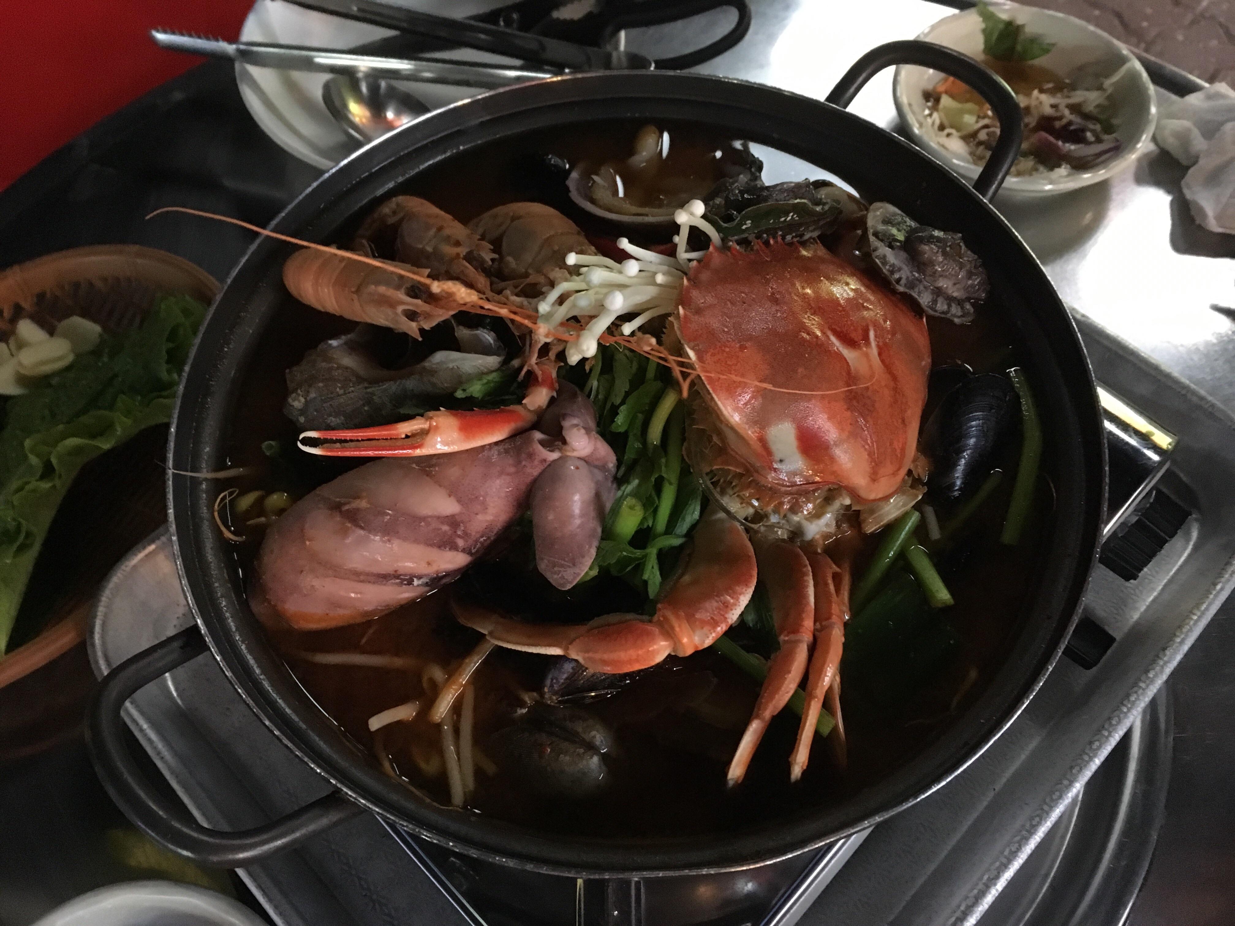 [I ate] Mixed Seafood in Jeju, South Korea! r/food