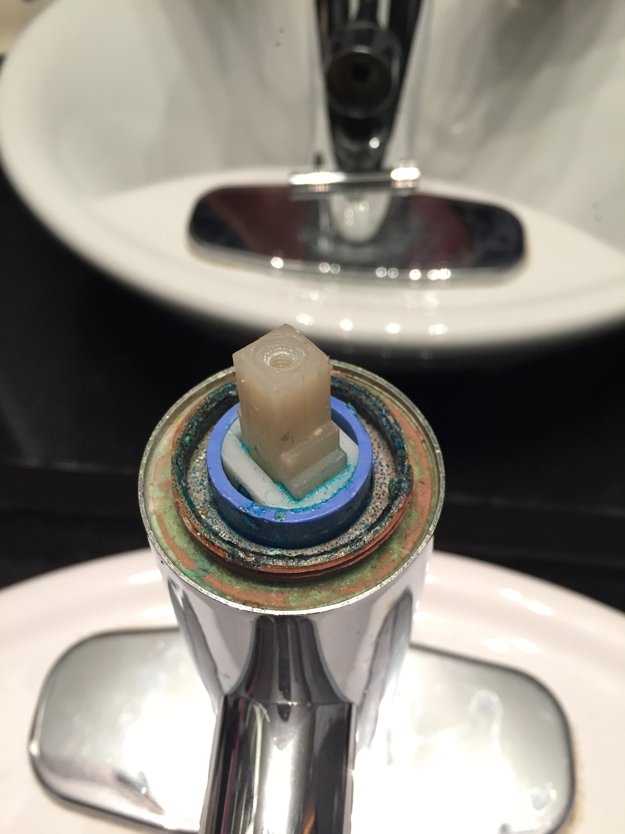 How do I remove this cartridge? Taju single lever bathroom tap. Plumbing