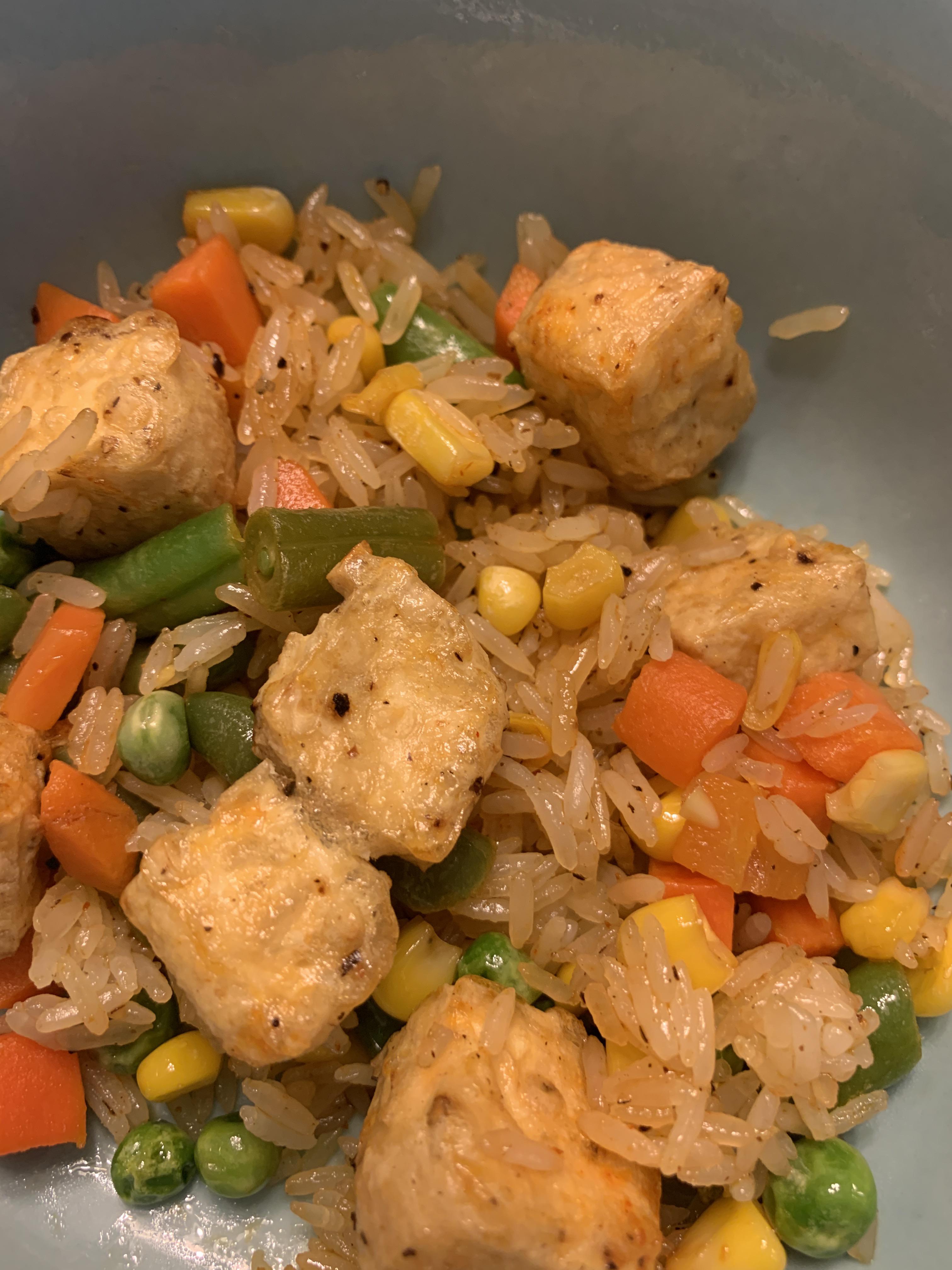 Made some tofu fried rice for breakfast this morning. It came out