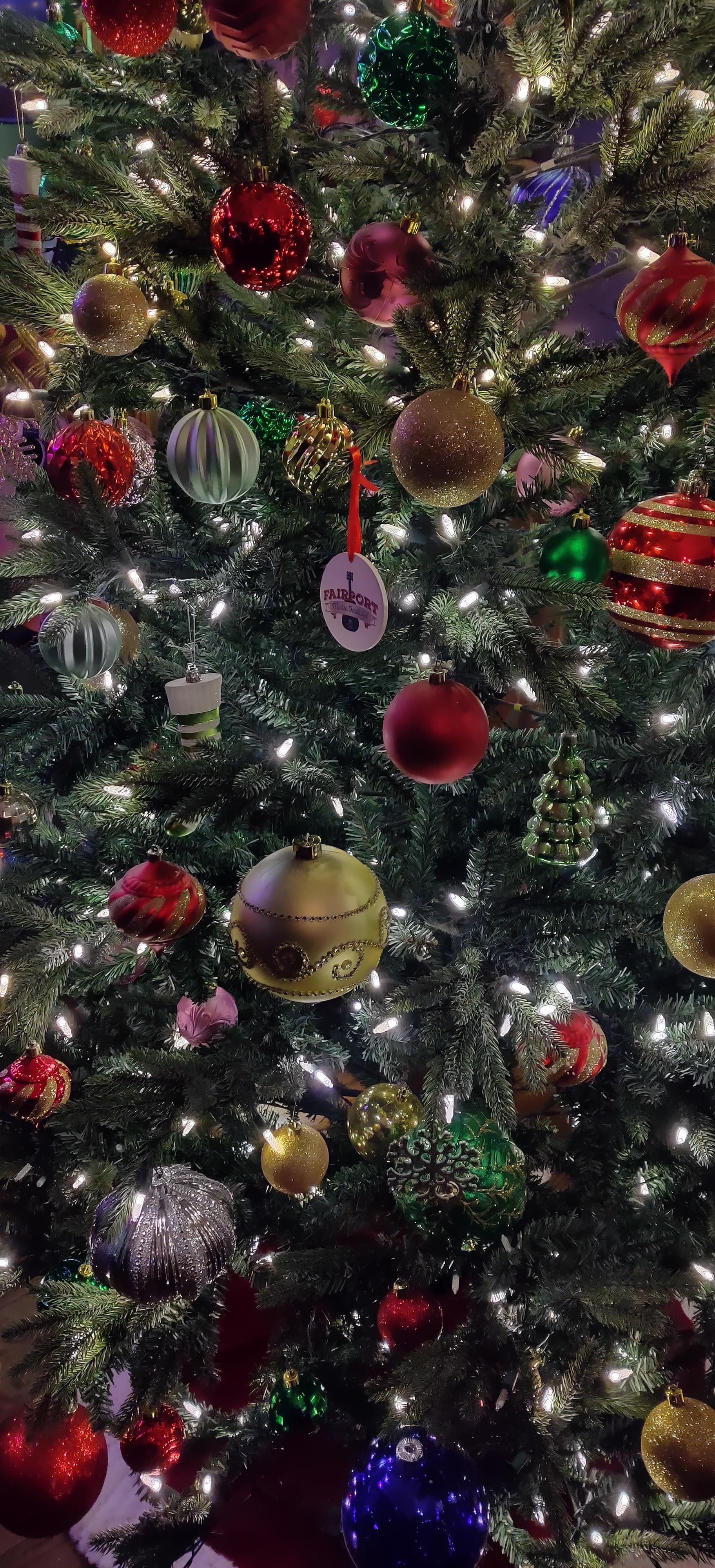 So much Christmas in one pic..... r/christmas