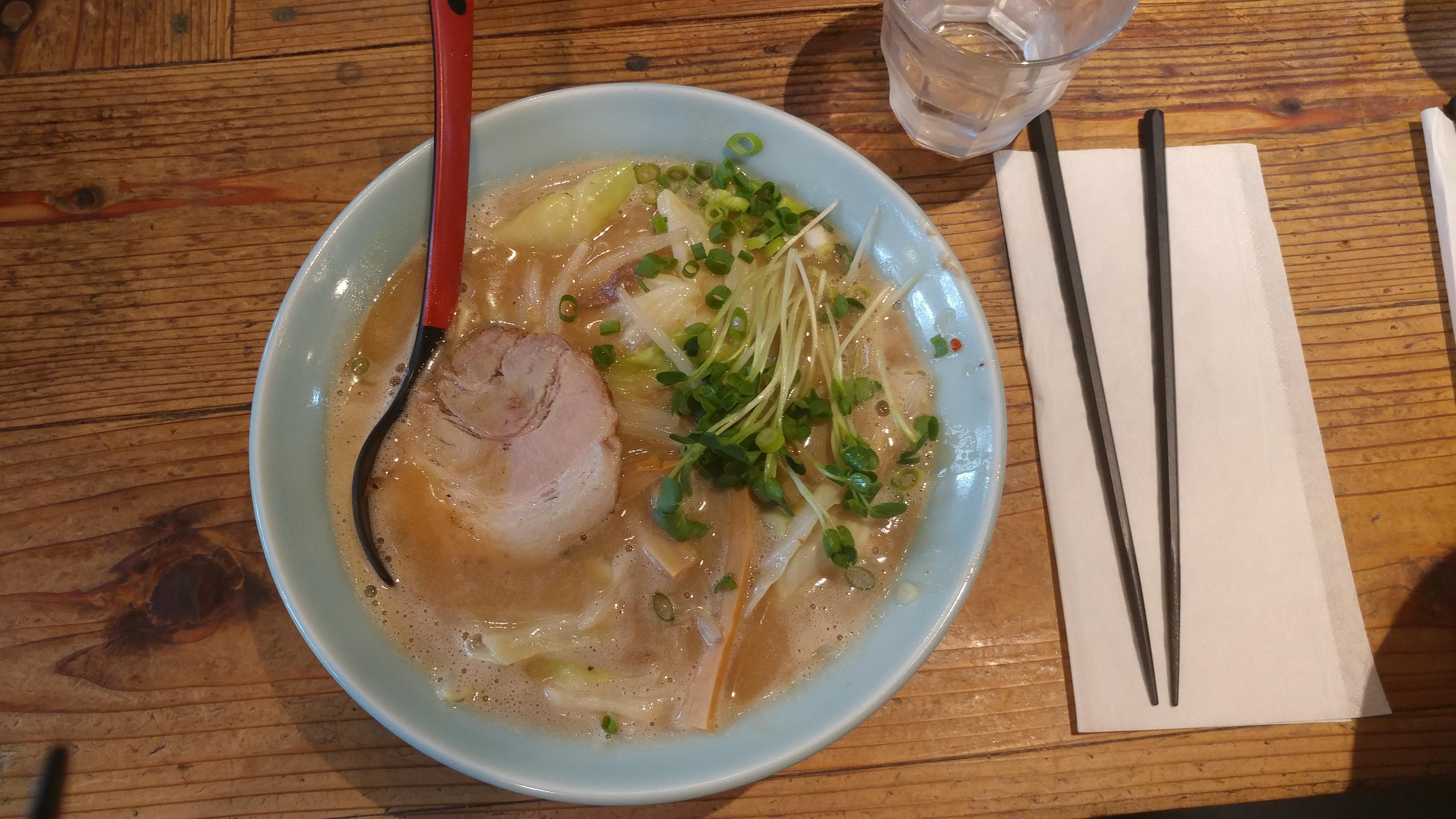 Vegetable Tonkotsu at Kippoushi in Fussa, Japan r/ramen