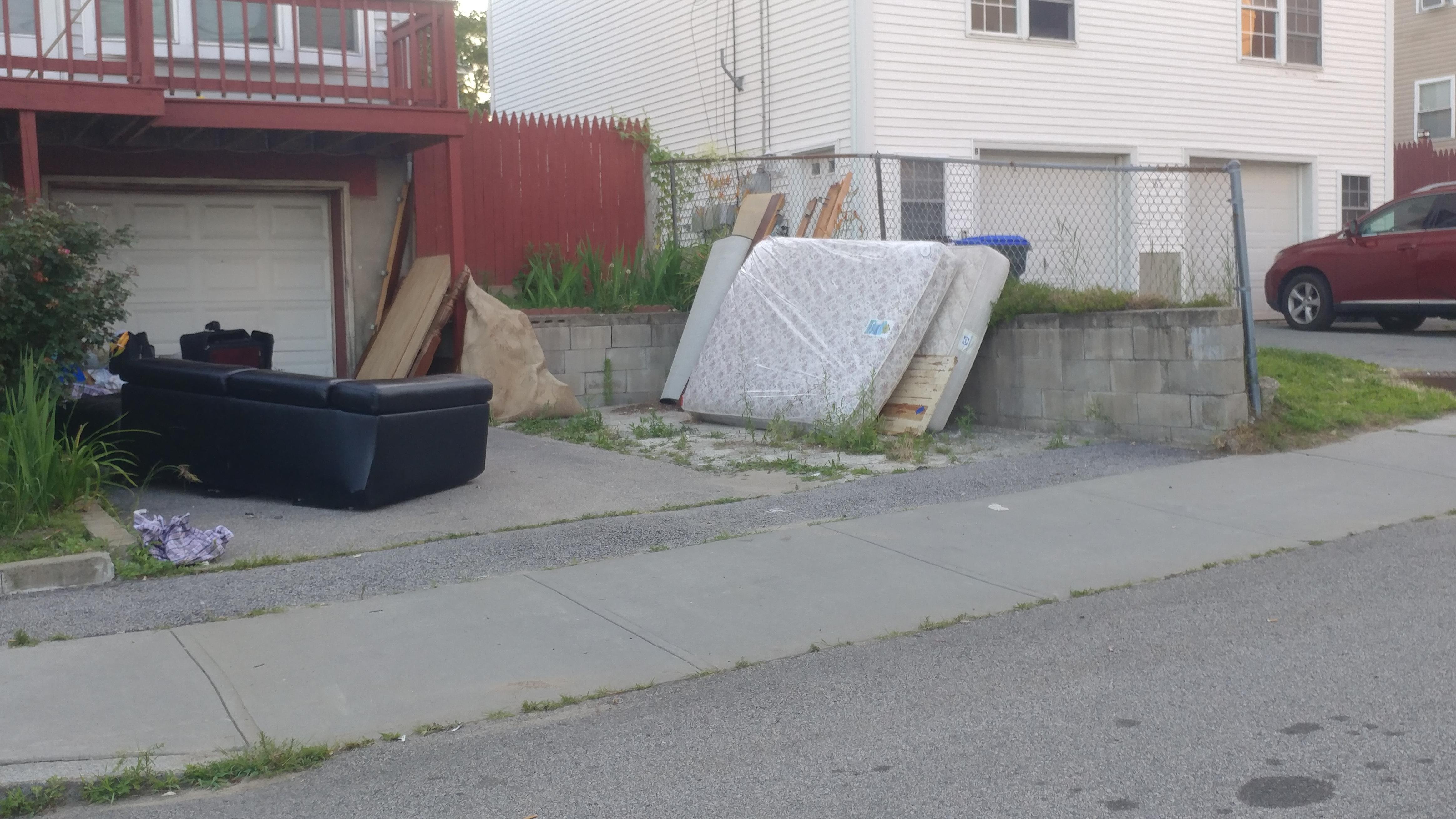 Waldo St, Providence RI r/MattressHunters