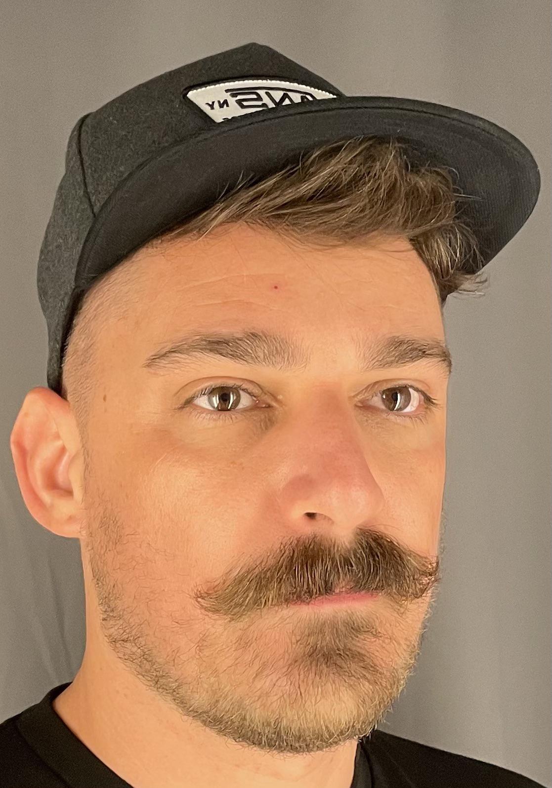 Got rid of the patchy beard and kept the moustache/beardstache. Moustache