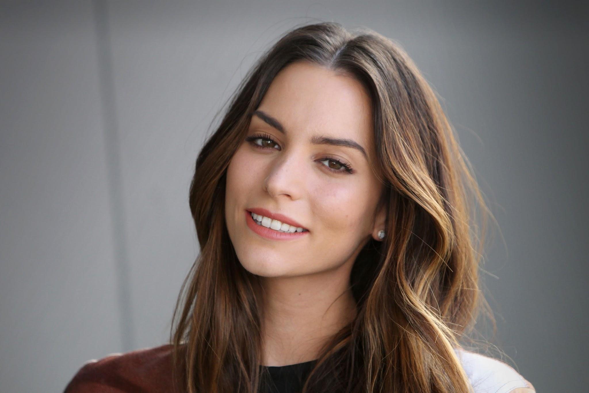 Genesis Rodriguez : PrettyGirls