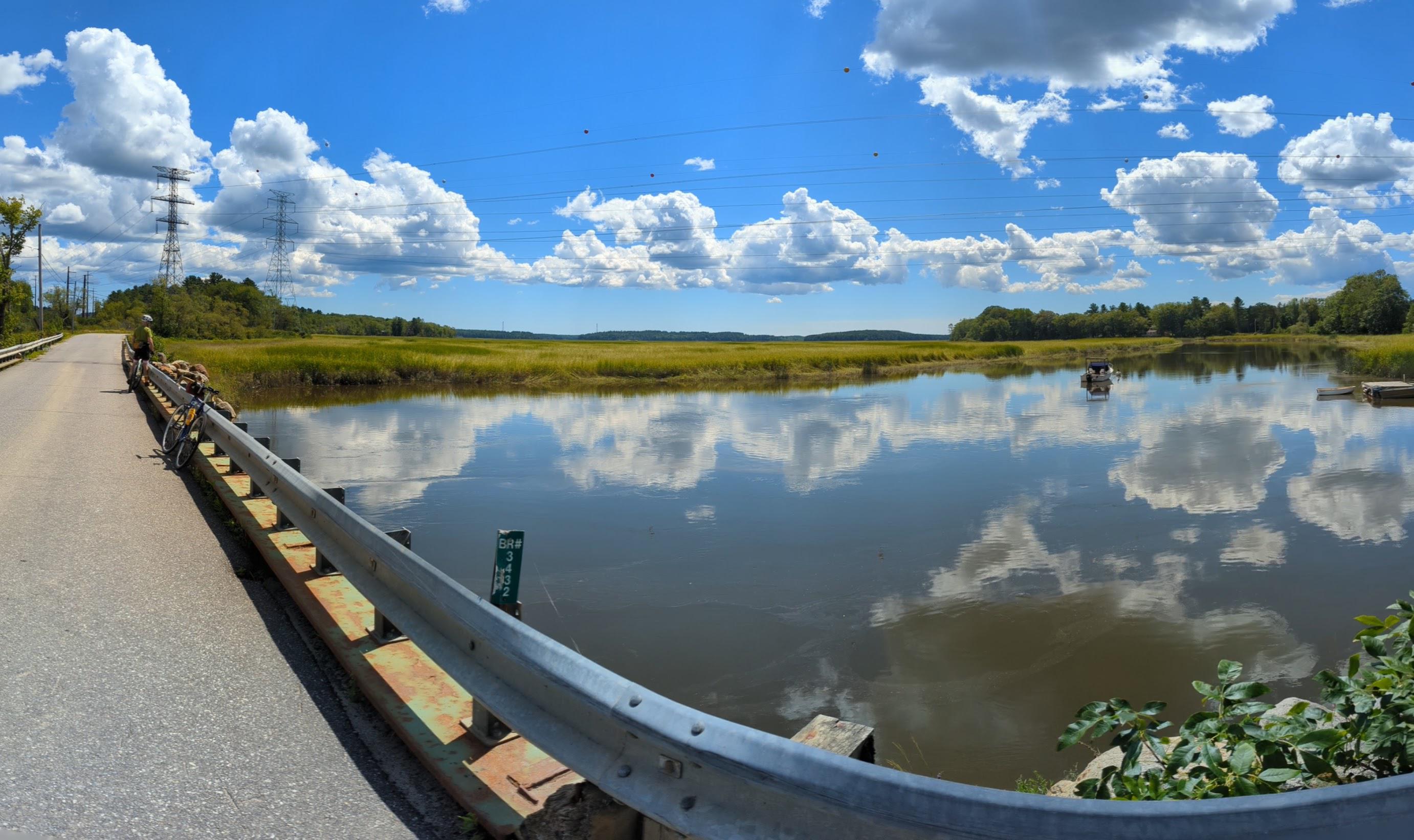 Bike ride up around Topsham/Richmond/Bowdoinham today. r/Maine