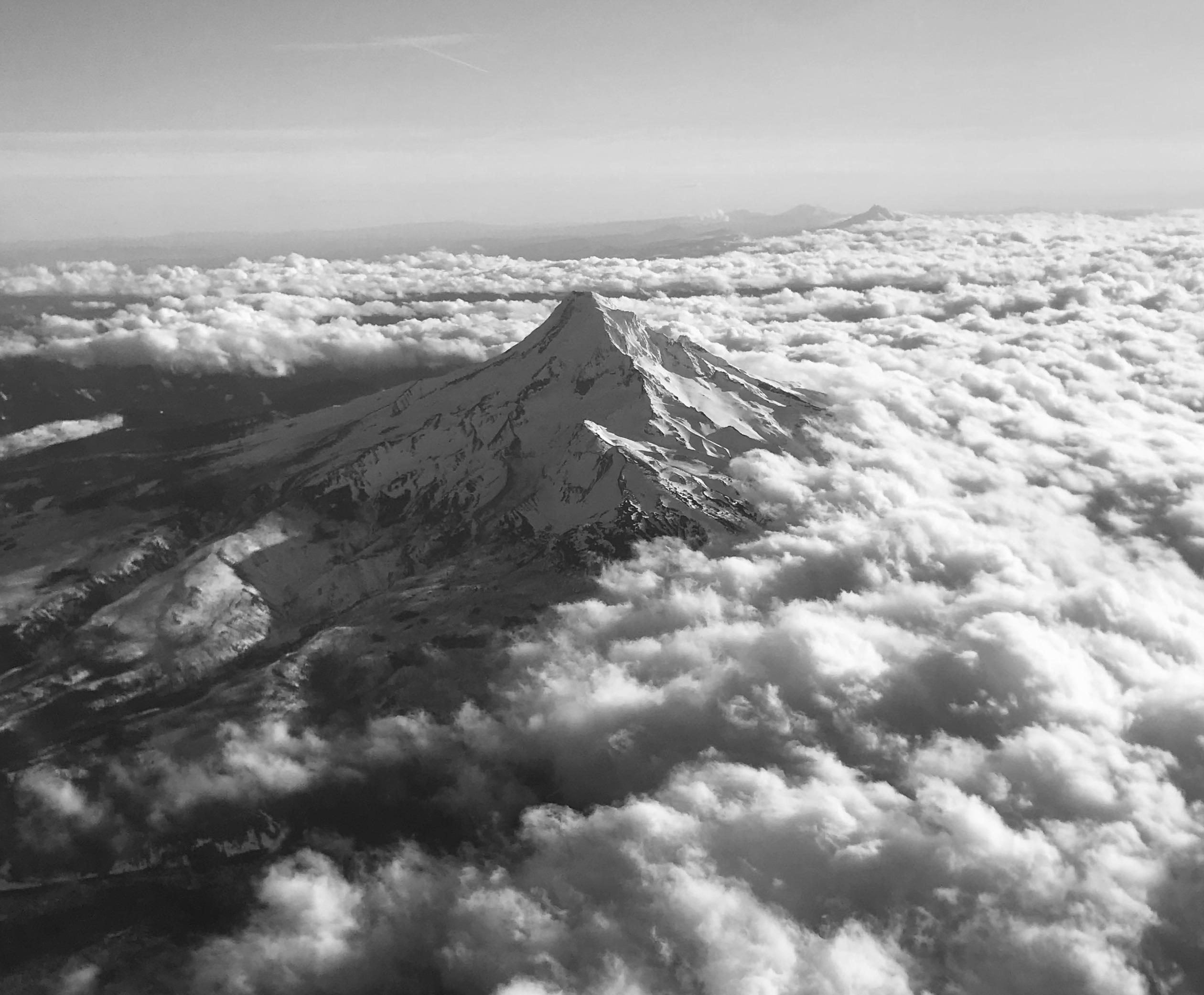 Mt Hood, Oregon [OC] r/Flightography