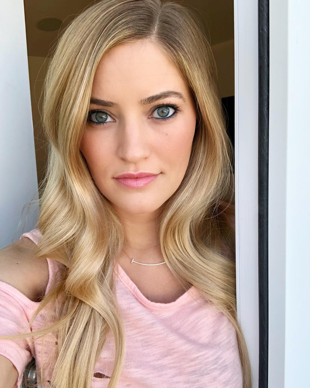 First iPhone 8 Selfie r/JustineEzarik