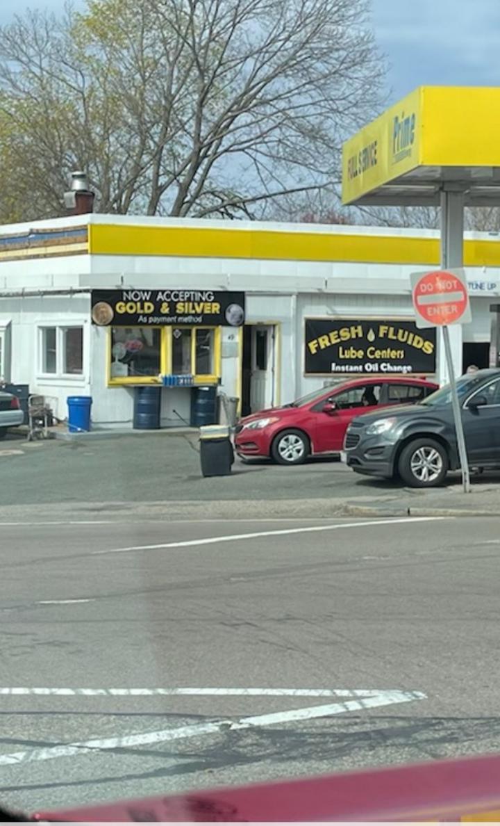 Bridgewater,ma. gas station accepting gold and silver!! Wallstreetsilver