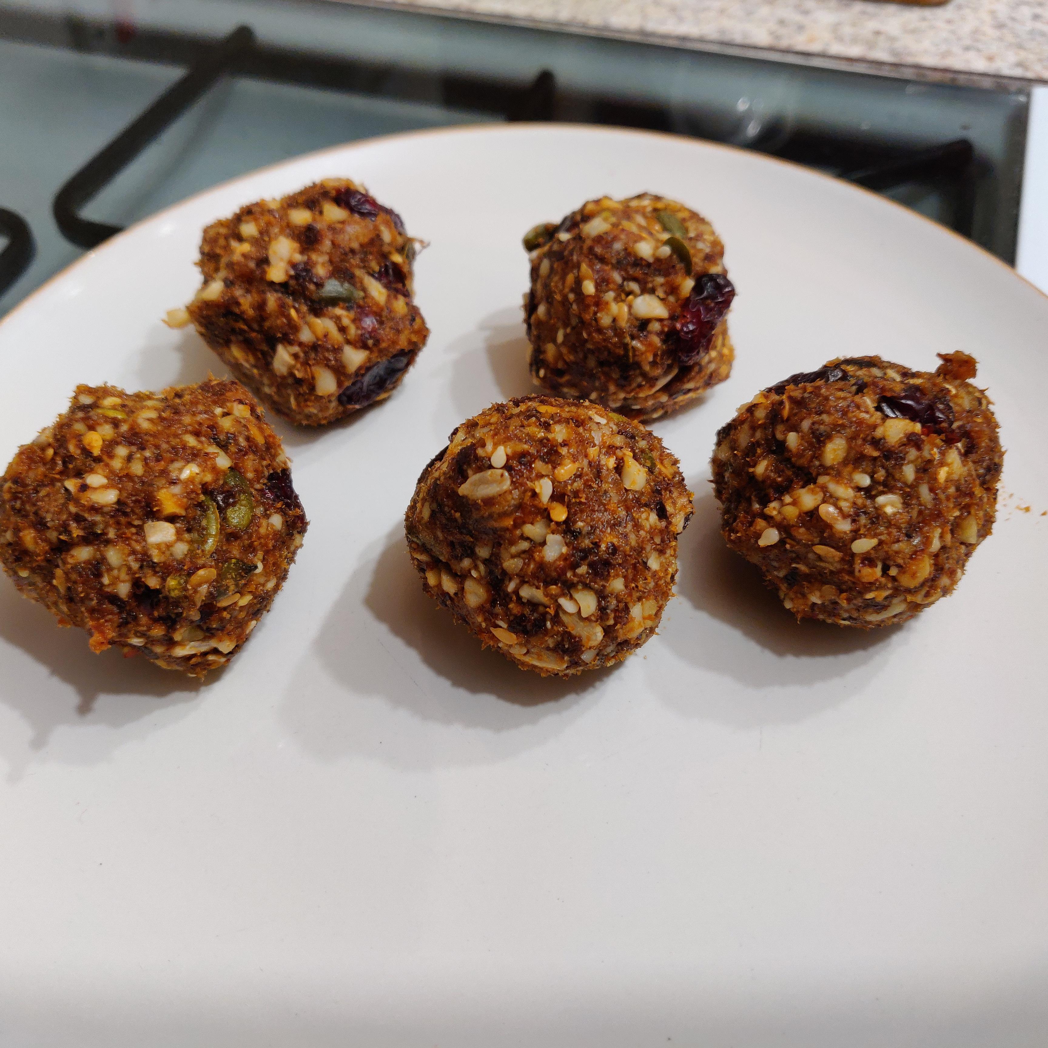 Homemade energy balls ready for tomorrows 100km ride r/bicycling