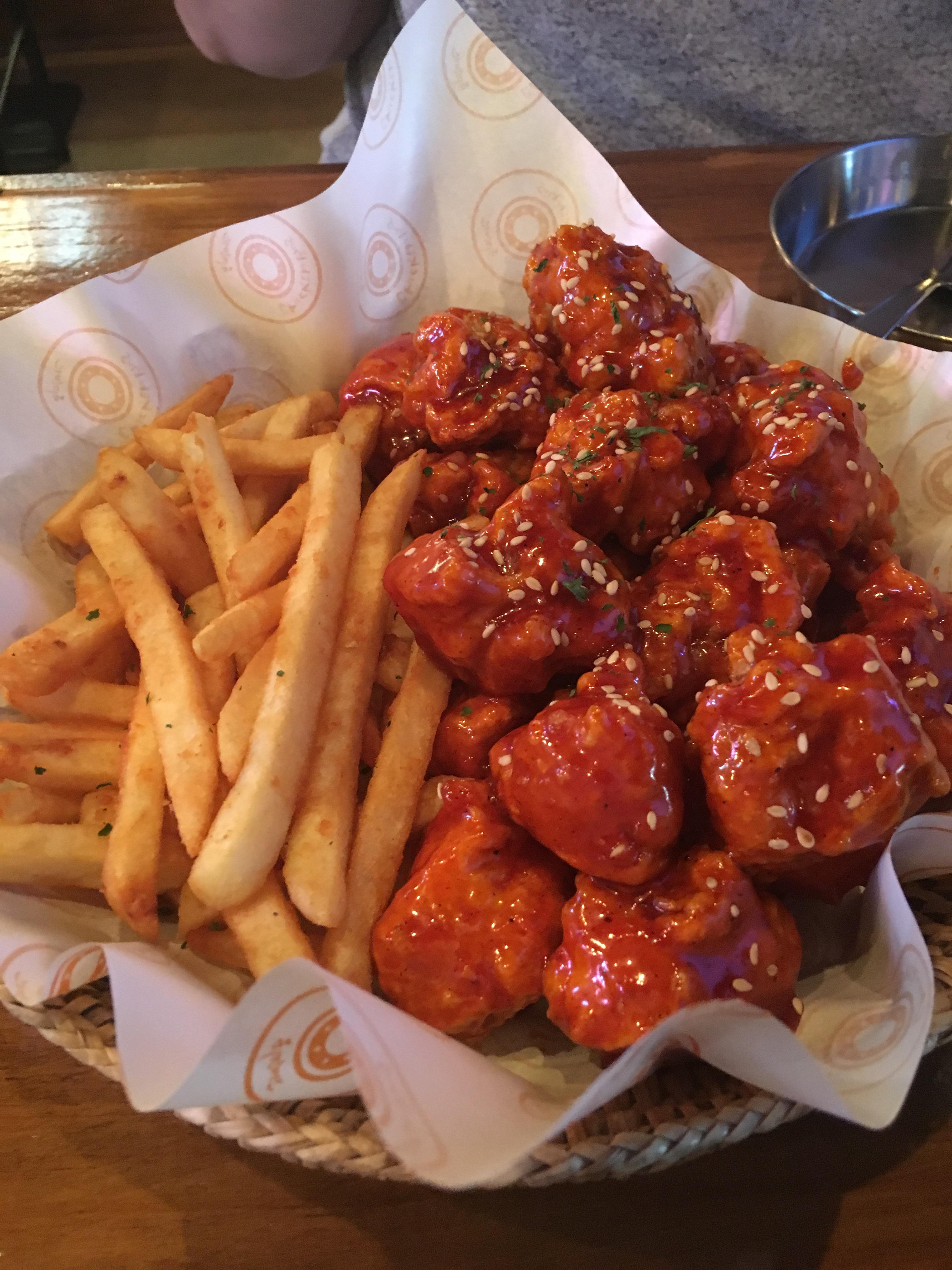 Boneless Fried Chicken at Chicken Bus, in Seoul, South Korea r/FoodPorn
