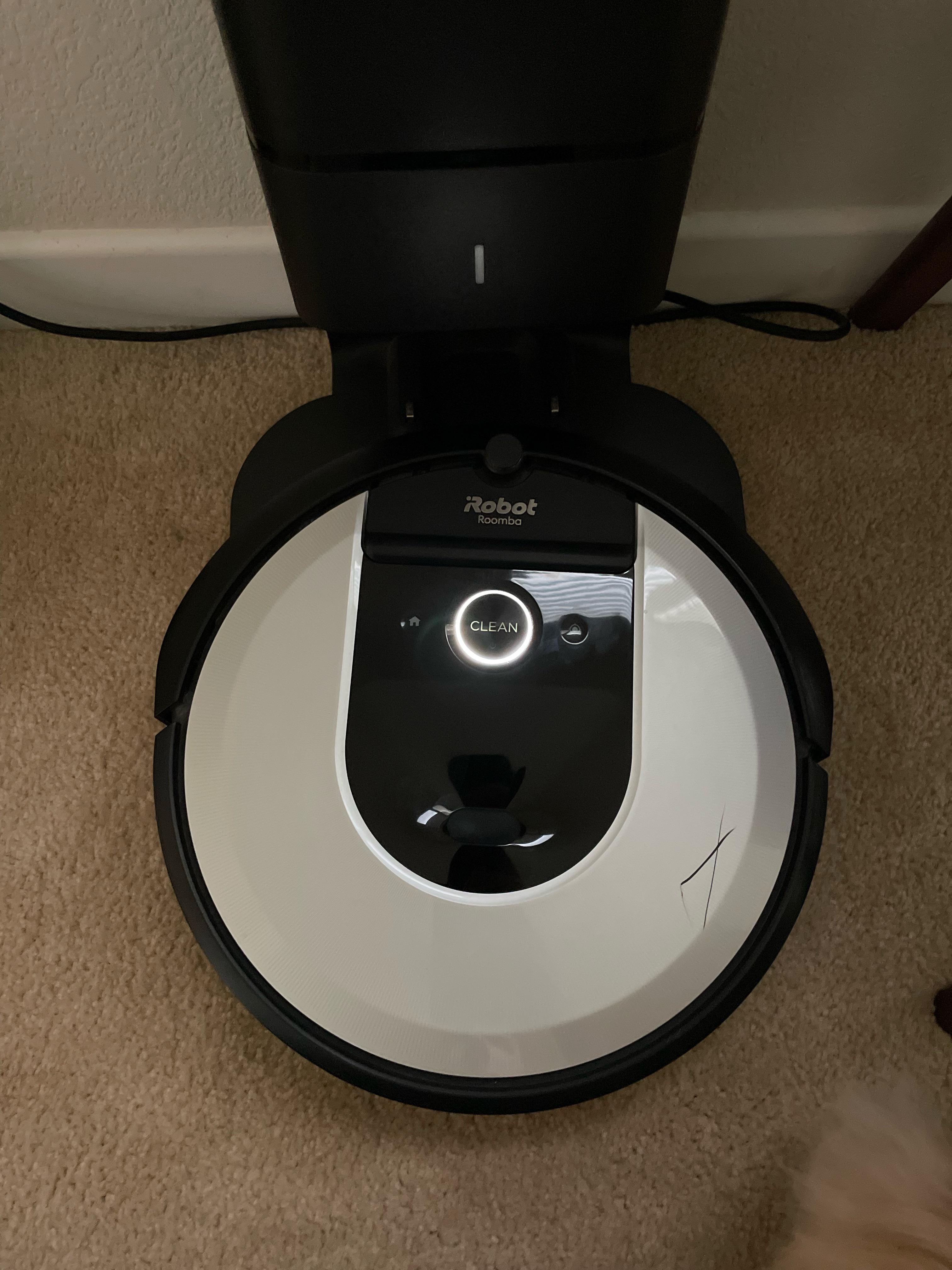 I bought this Roomba I7+ from some lady on marketplace. It’s stuck on