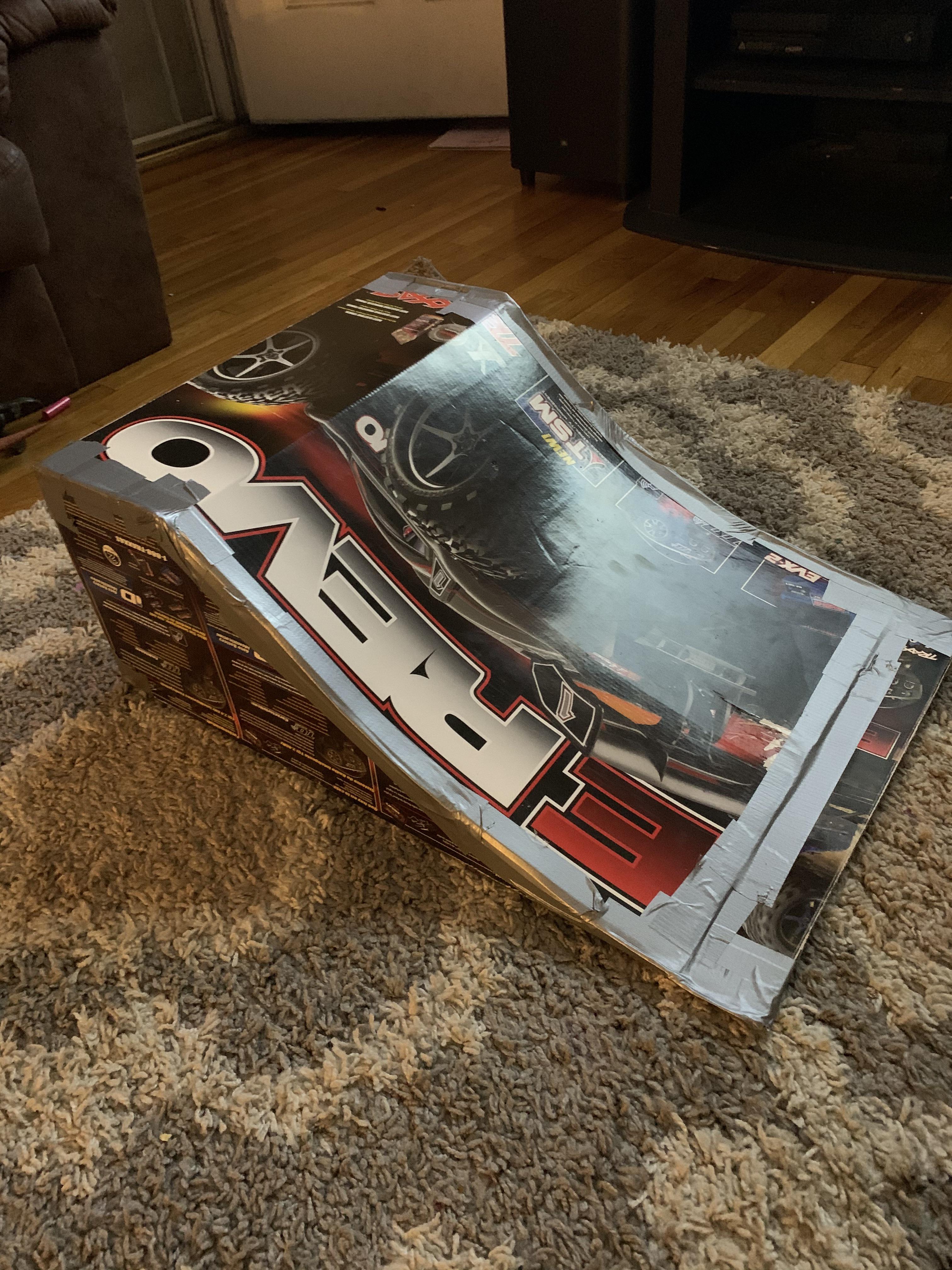 Easy diy bashing ramp made with any sturdy cardboard box r/rccars
