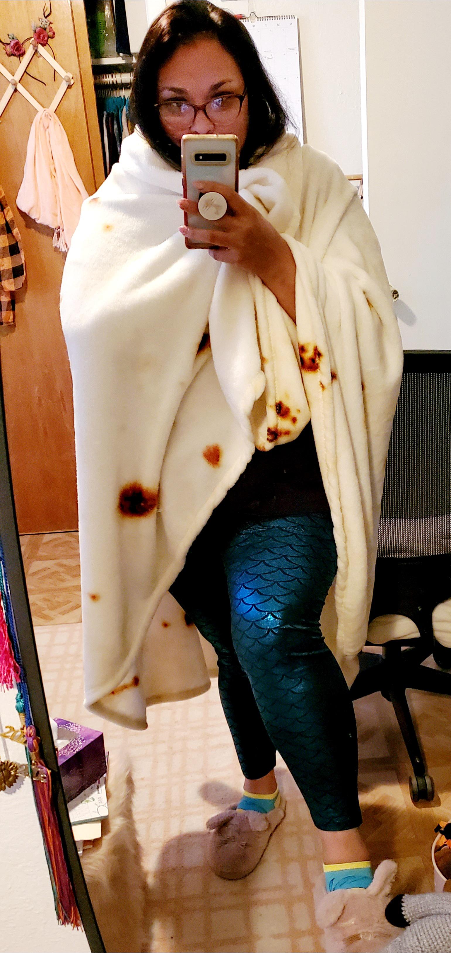 So does this mean I'm a fish burrito now? 🧜‍♀️🌯🤣 r/littlespace