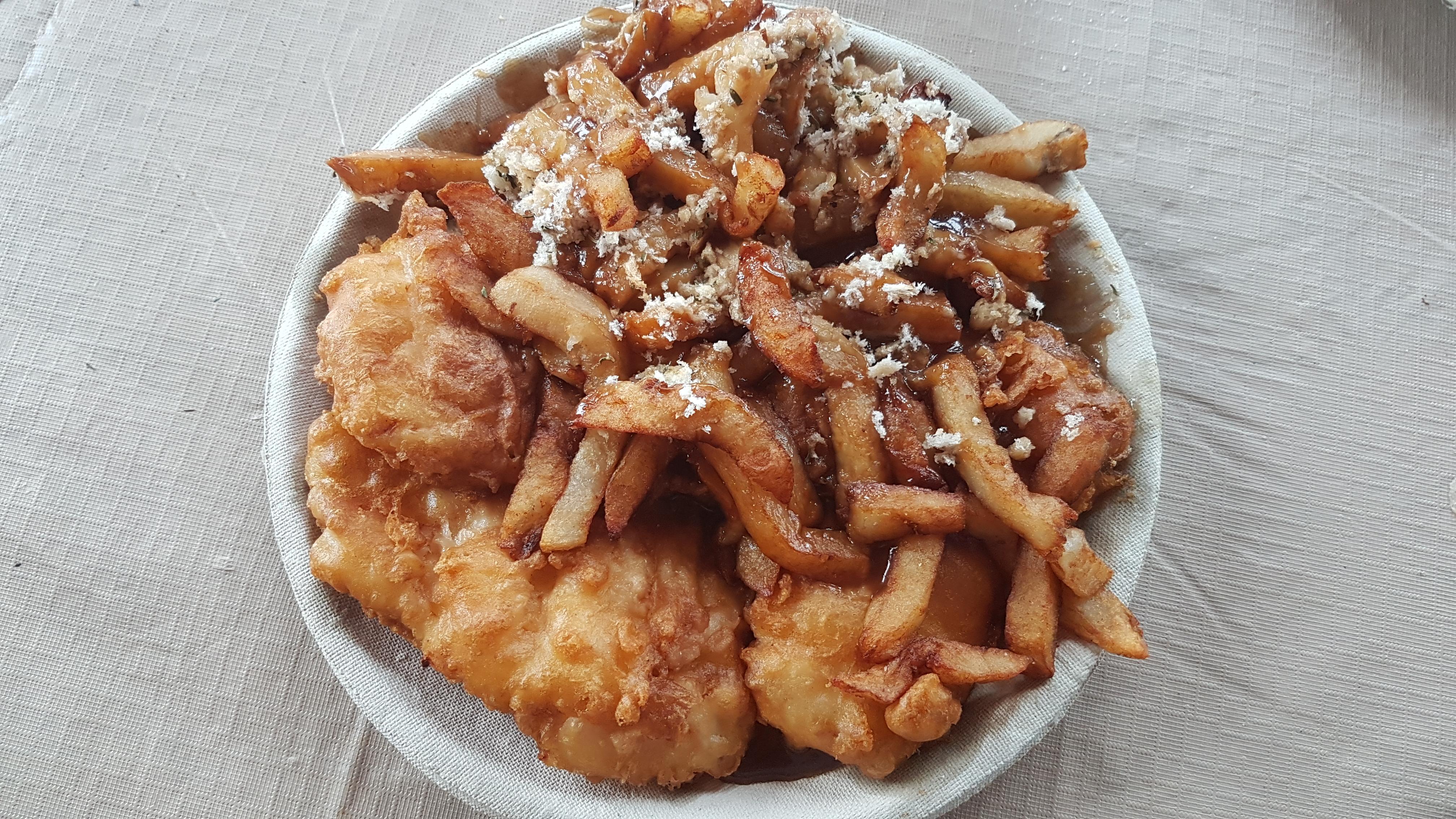 [I ate] Fish, chips, dressing and gravy. r/food