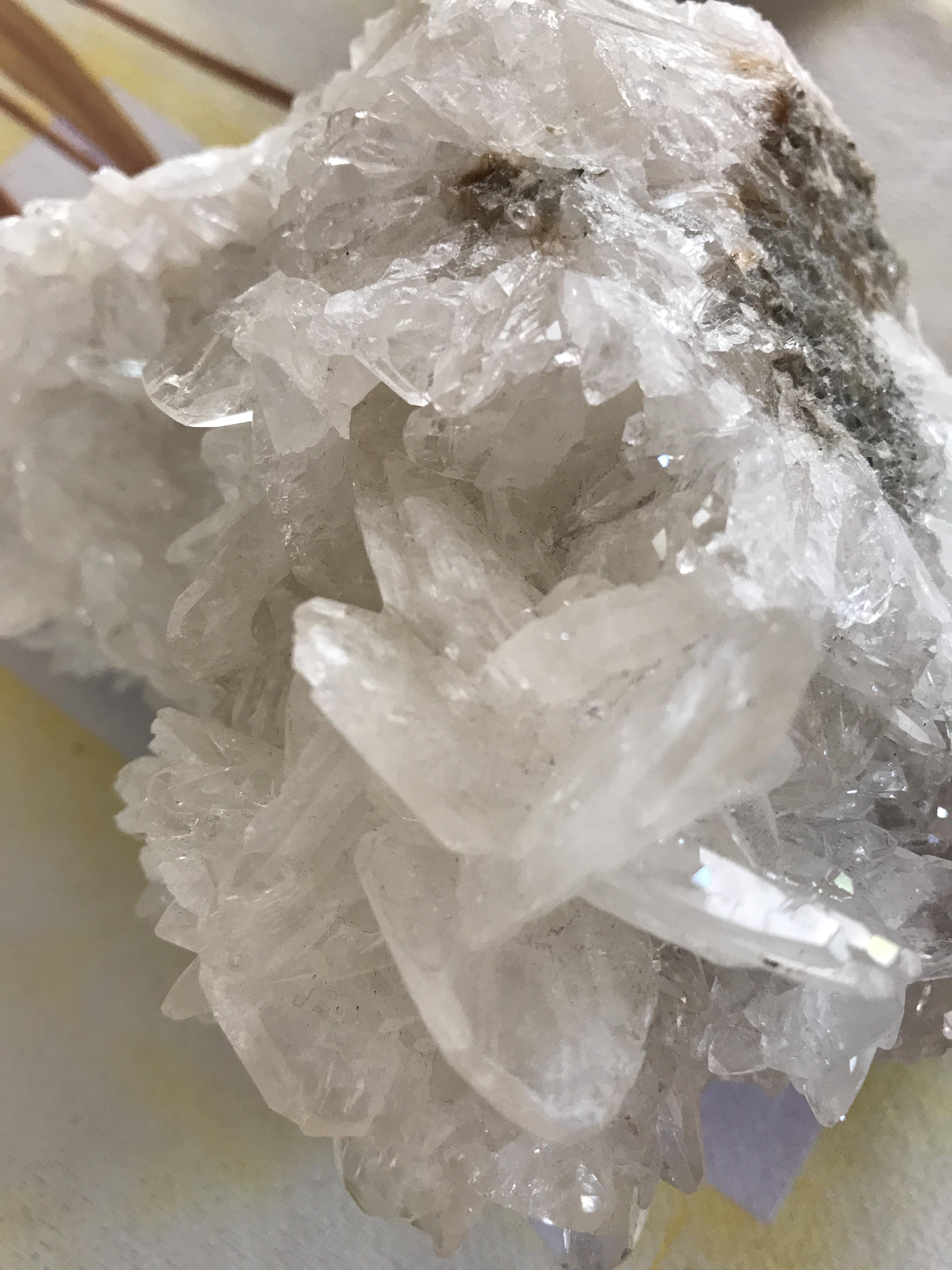 I found a Boron and i am wondering is it harmfull to touch on Boron