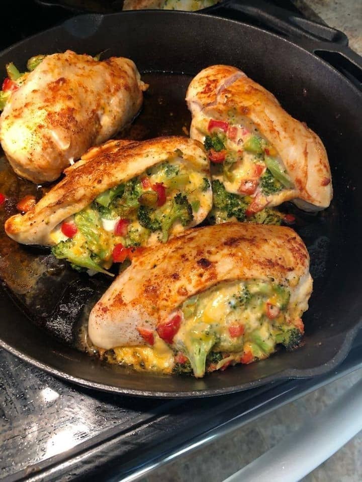 Broccoli Cheddar Stuffed Chicken Breasts (recipe in comment) mealprep