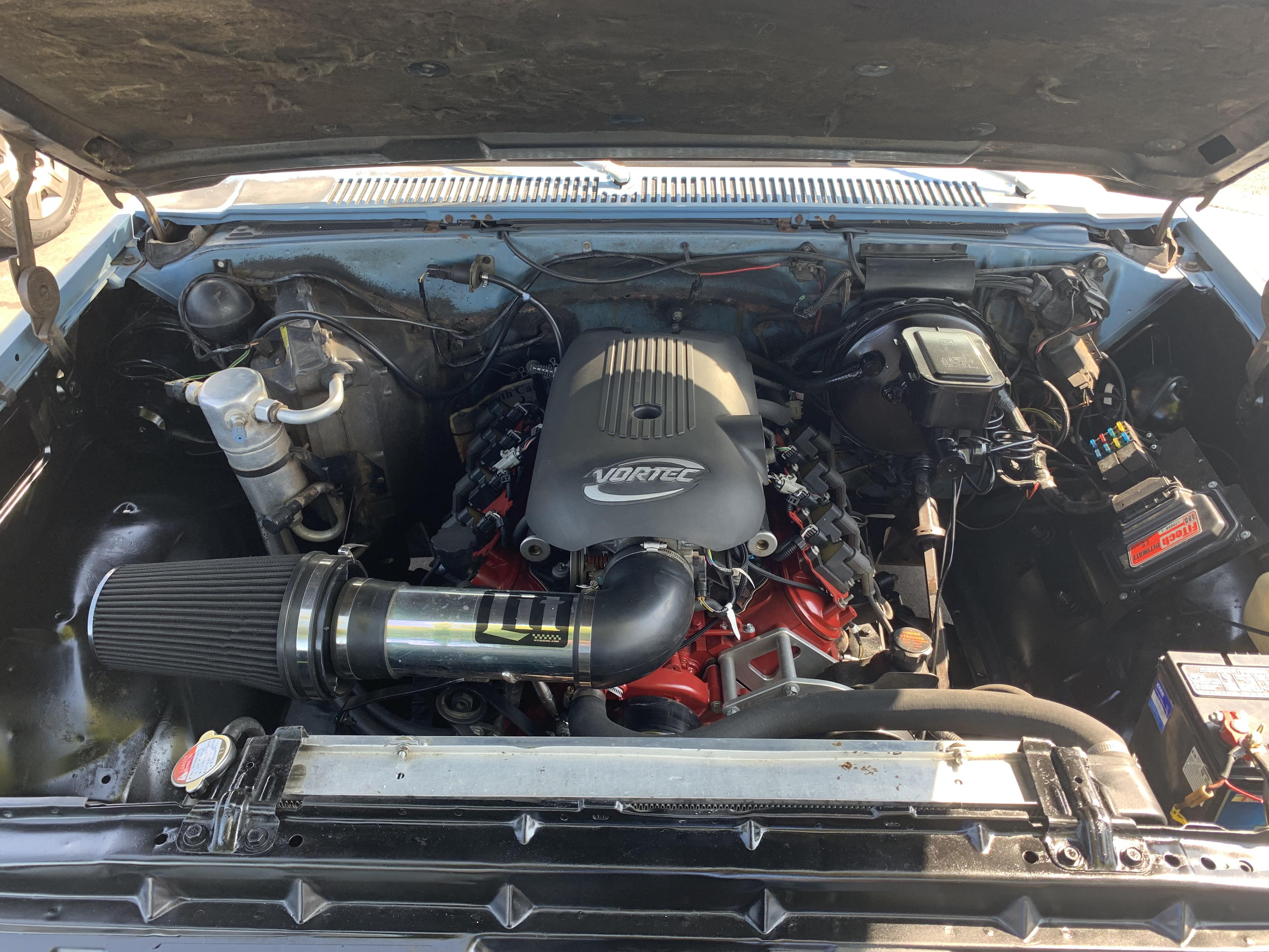 Updated engine bay shot. : r/squarebodies