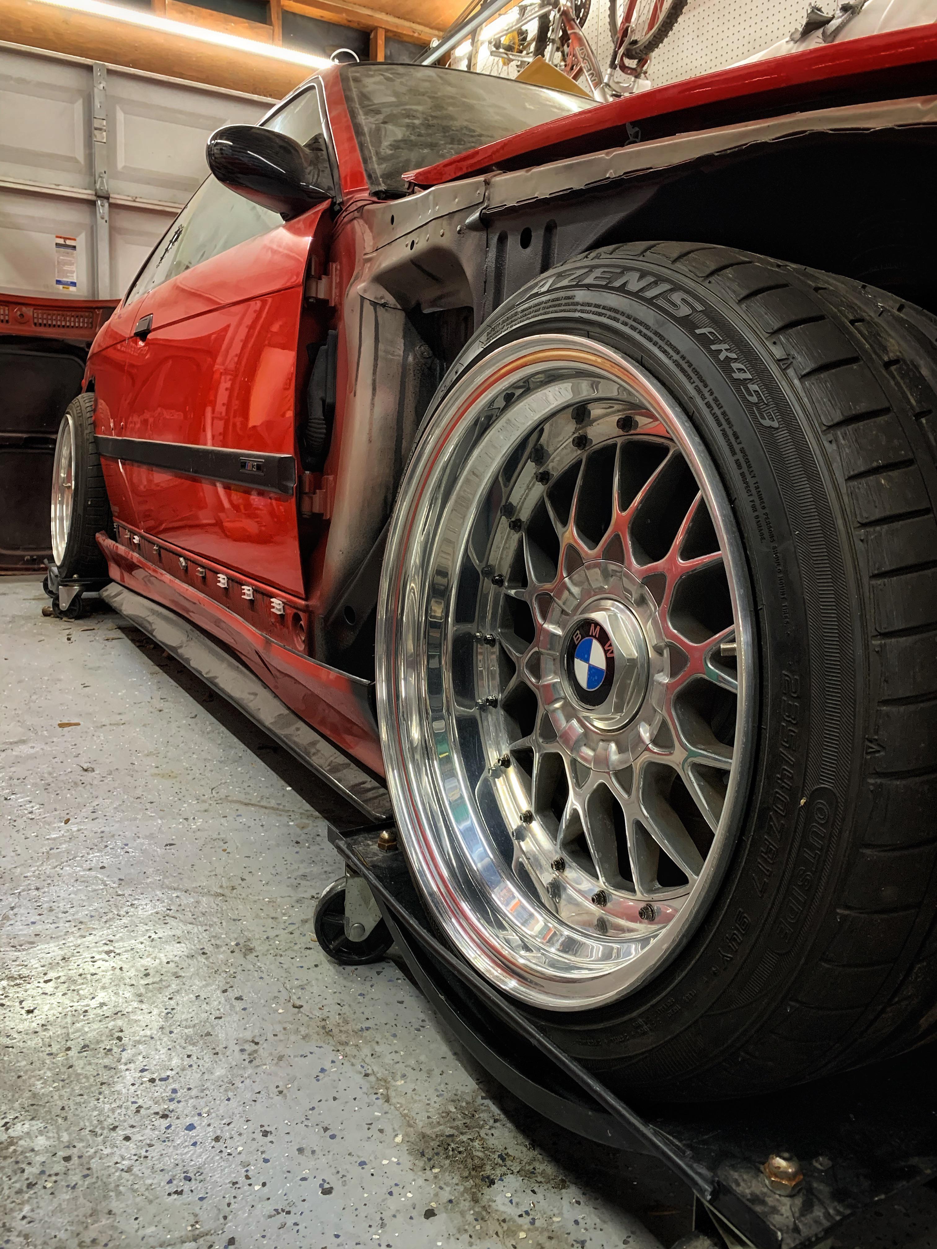 BBS style 29’s are back on the M3! They need a good refinish but still