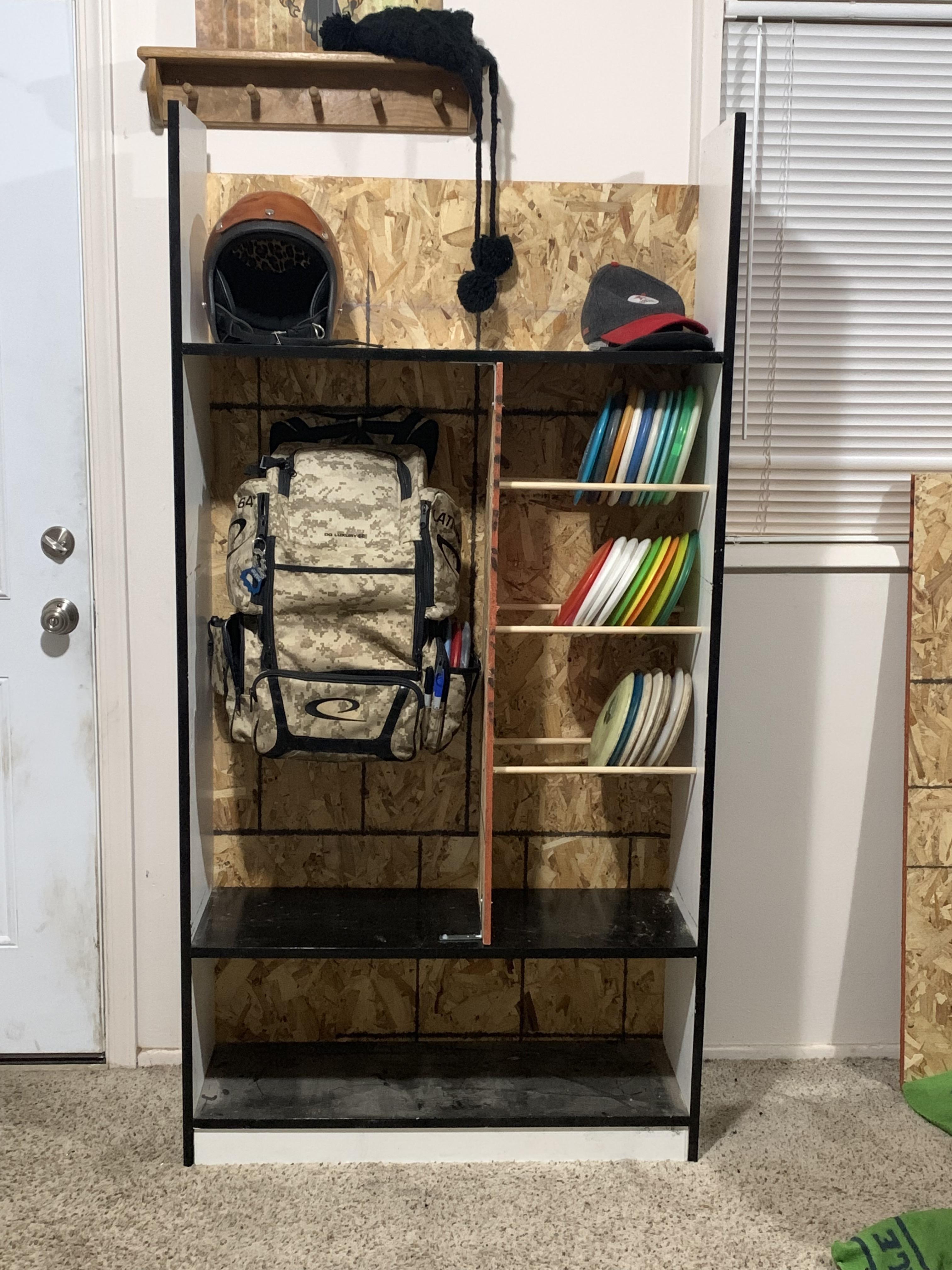Converted an old shelf that i had... r/discgolf
