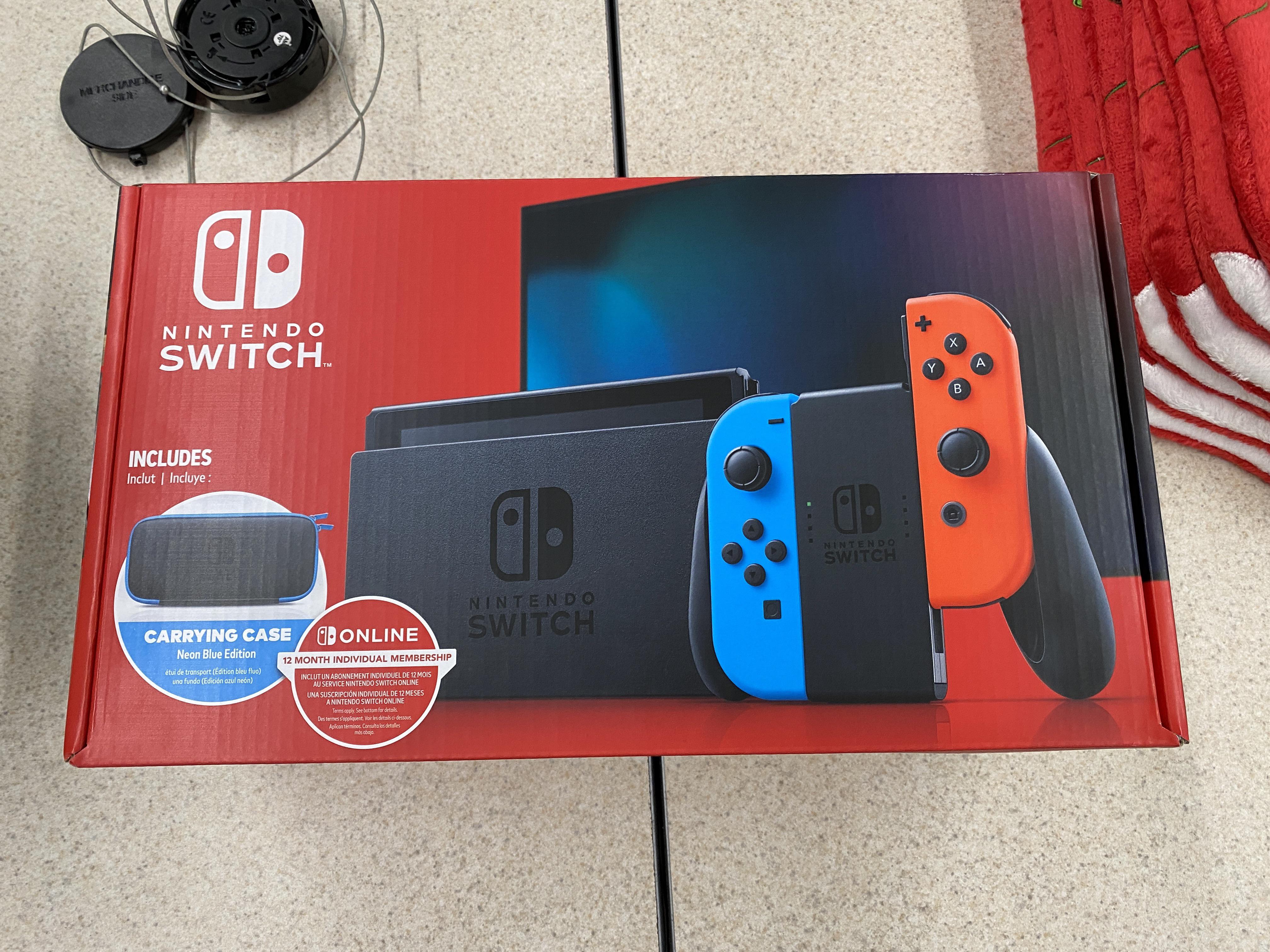 [InStore Deal] Nintendo Switch + Case + online membership bundle 299