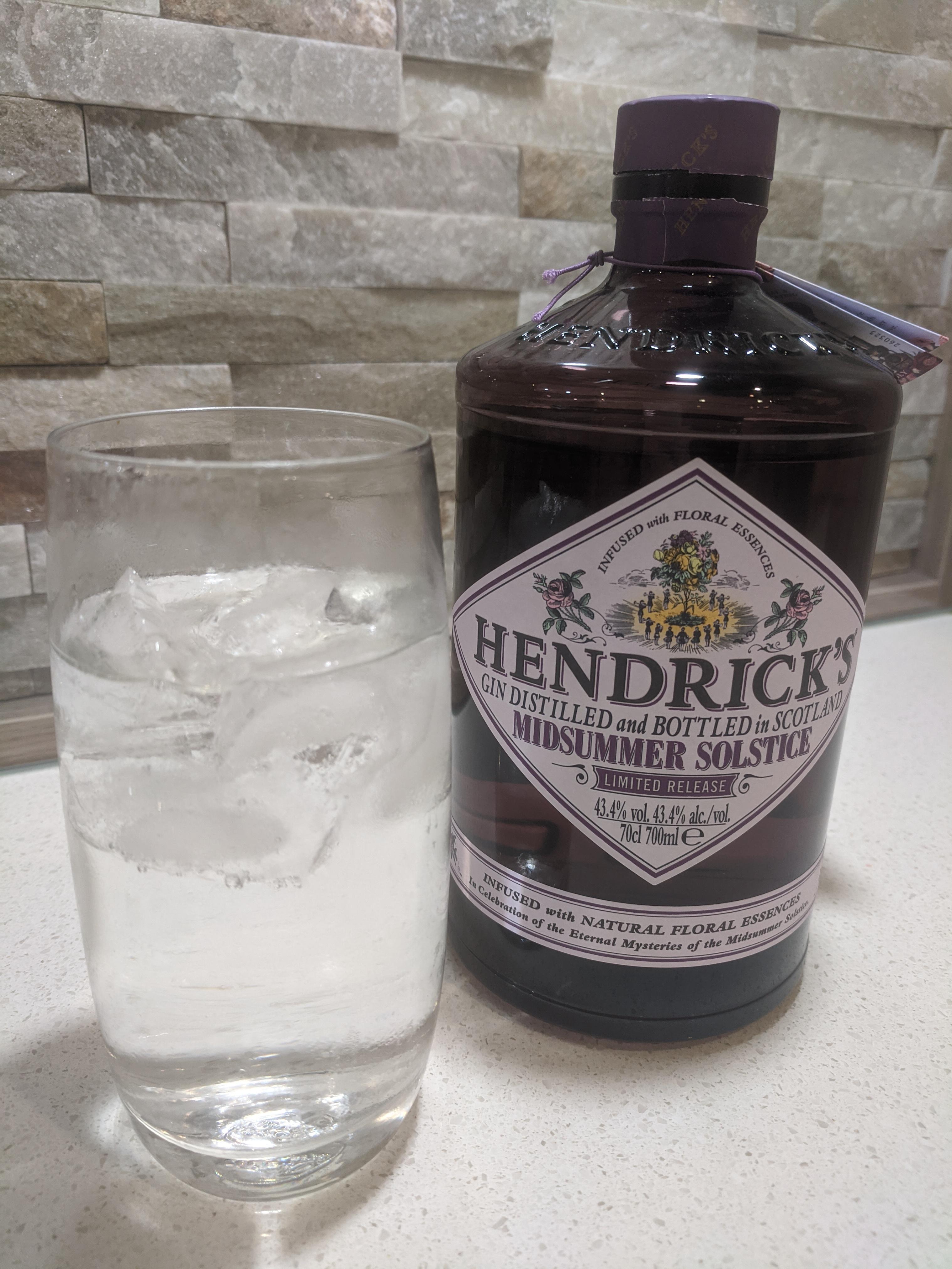 Trying Hendricks Midsomer Solstice for the first time with tonic only. Such an easy gin to drink
