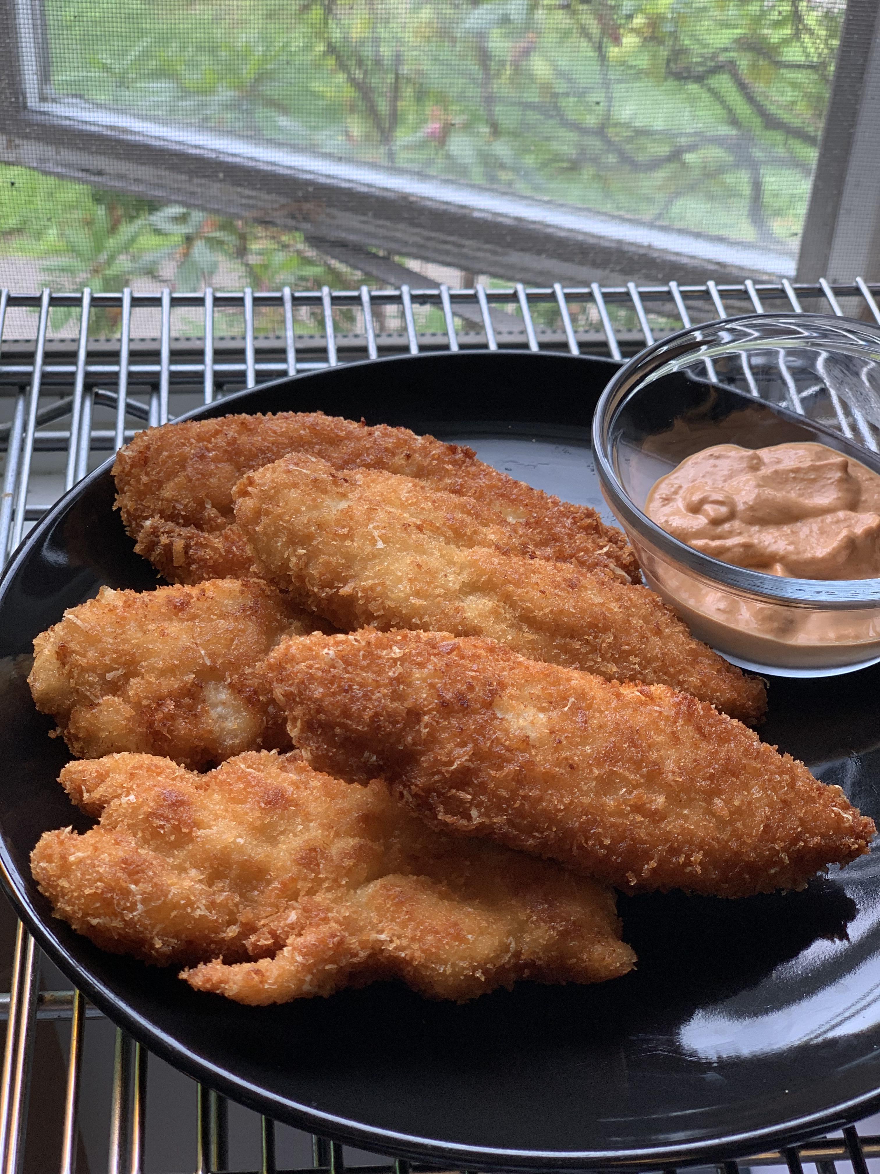 [Homemade] Chicken tenders with chipotle mayonnaise r/food