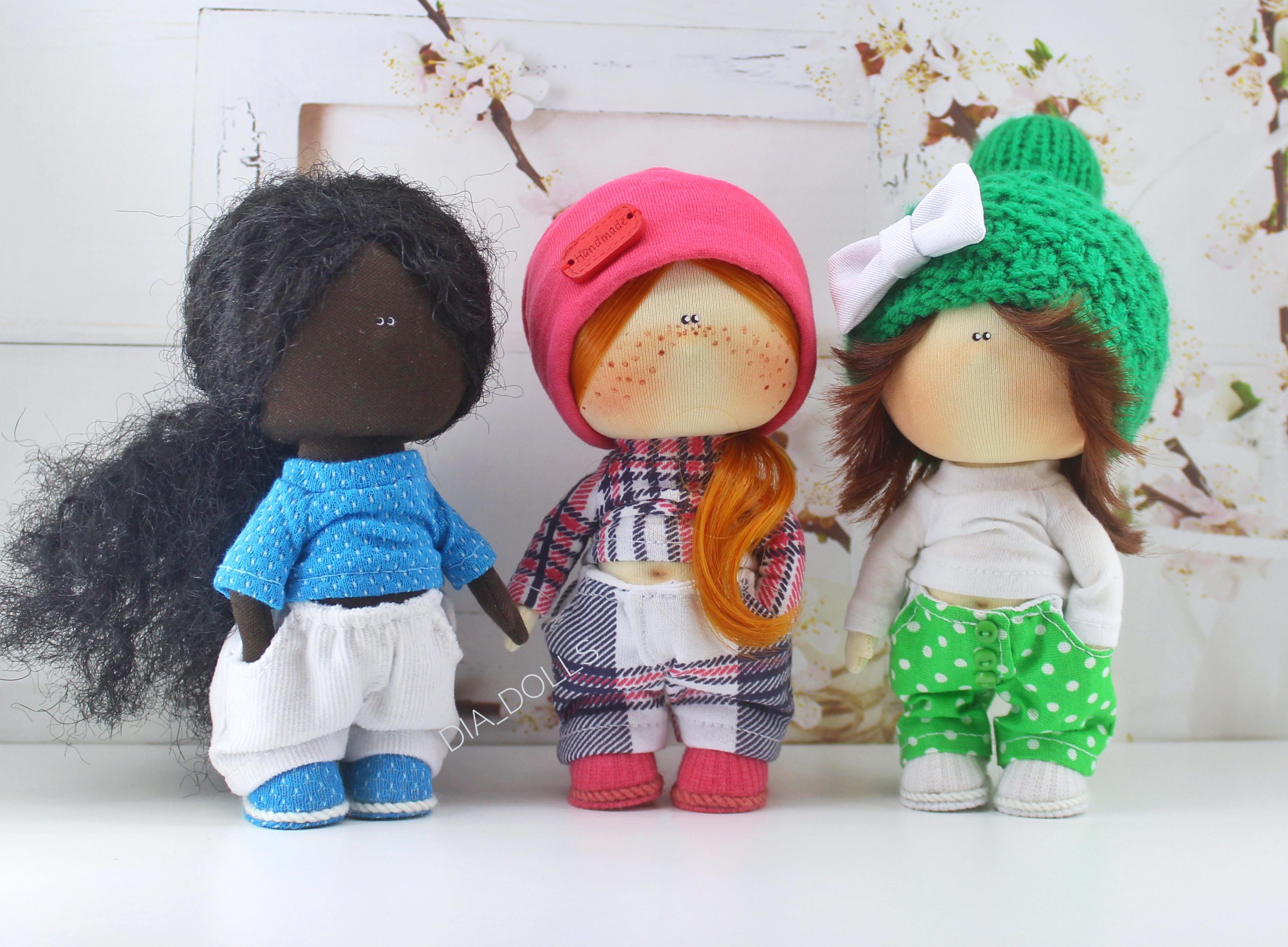 Girl band. Absolutely handmade. r/crafts