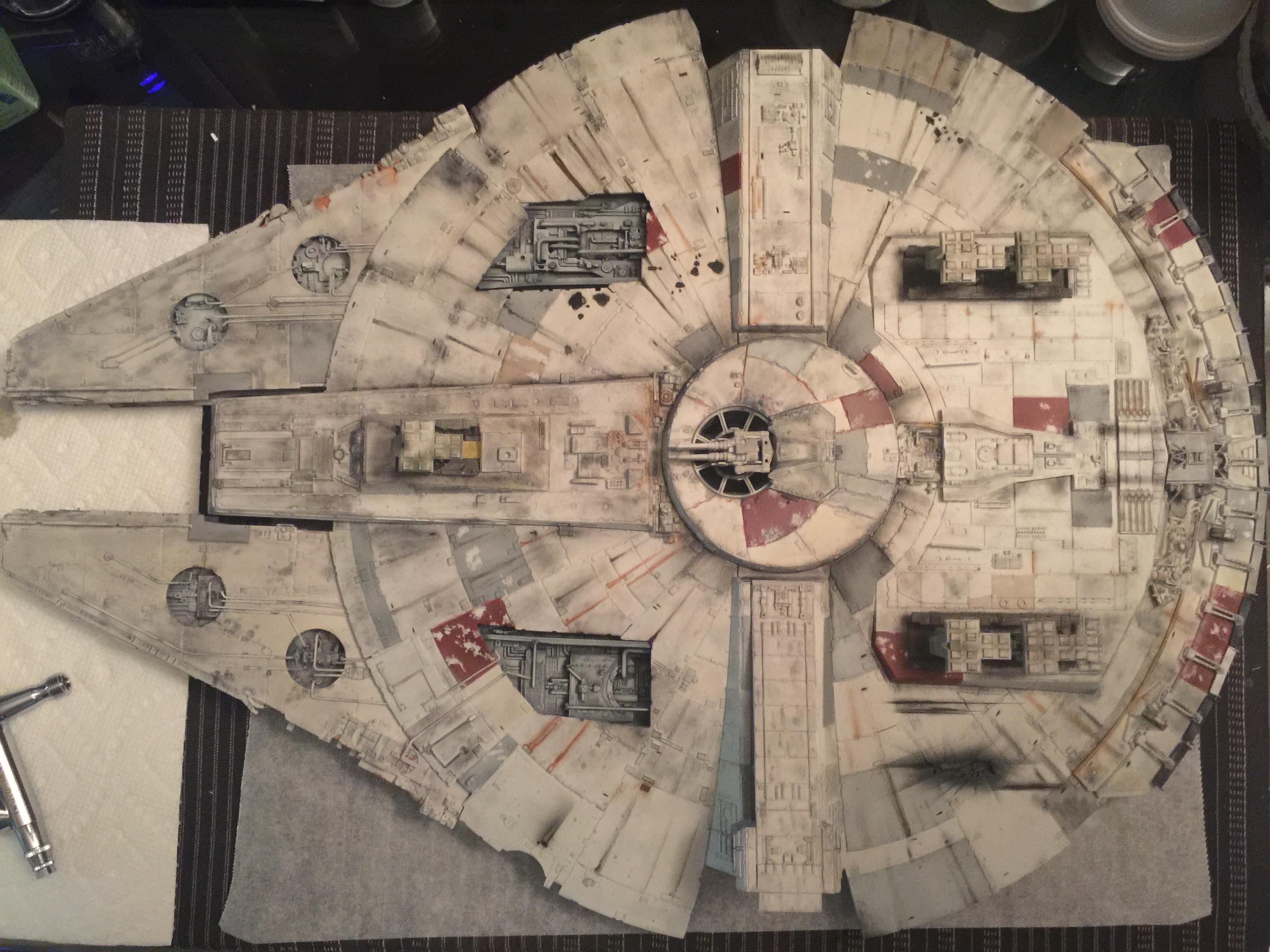 Bottom of my Millennium Falcon (172 PG) pretty much finished. Now to