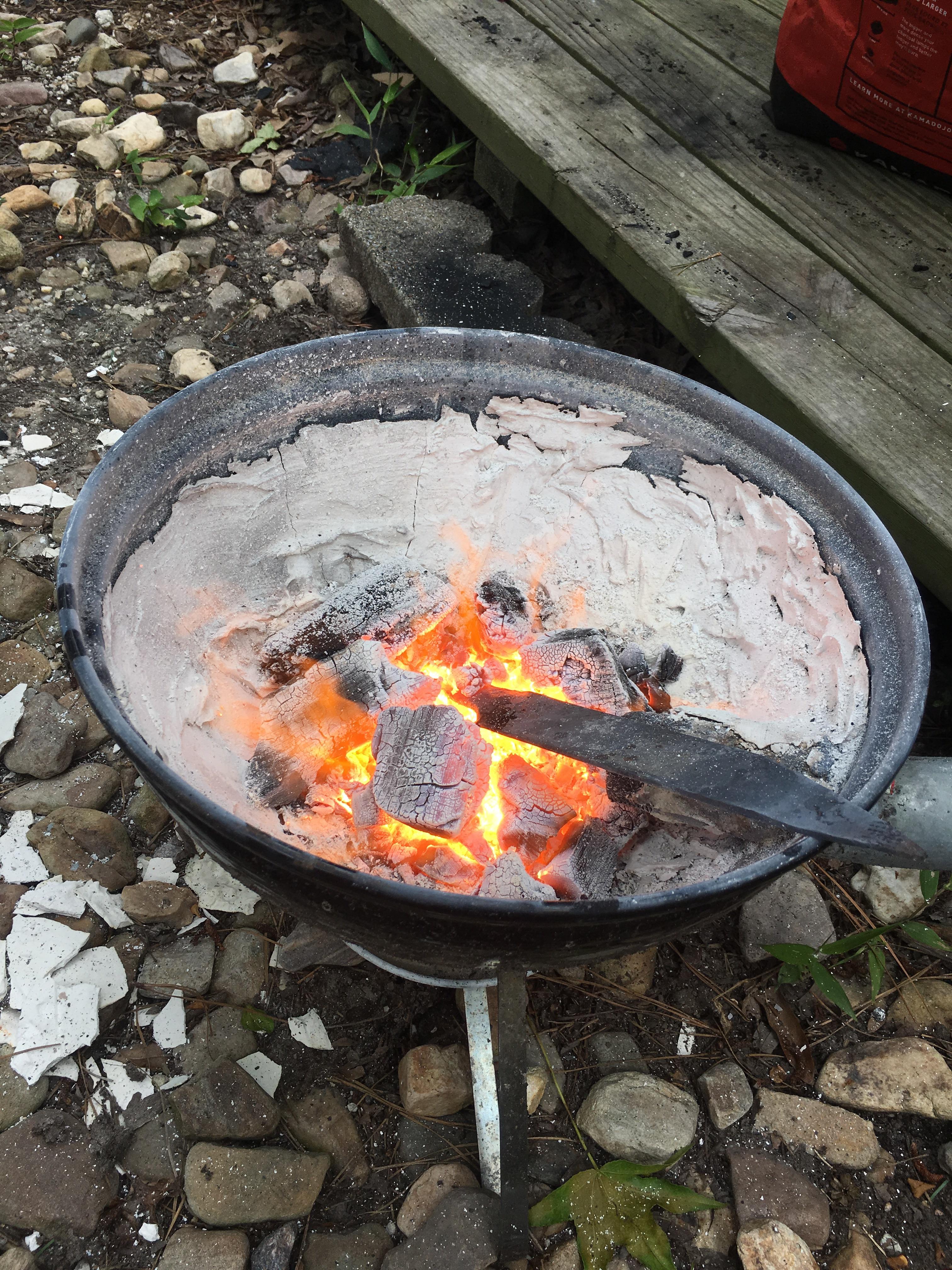 Diy Charcoal Grill / Charcoal Grill a Blacksmith on