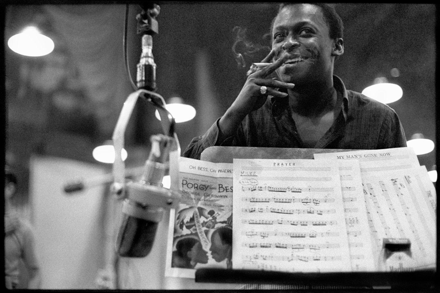 Miles Davis recording in New York City 1958 OldSchoolCelebs