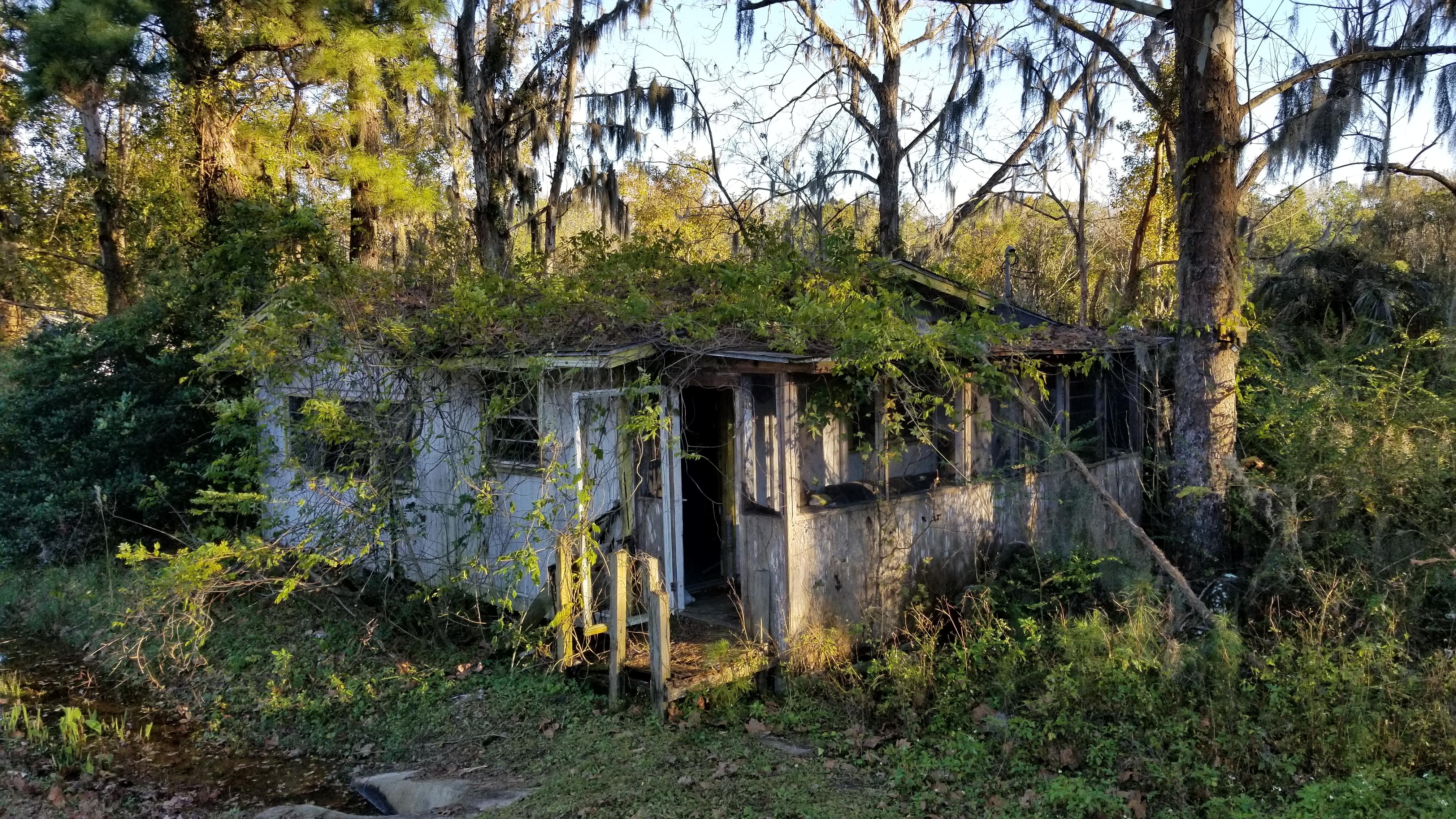 Abandoned House in Jacksonville Florida r/AbandonedPorn