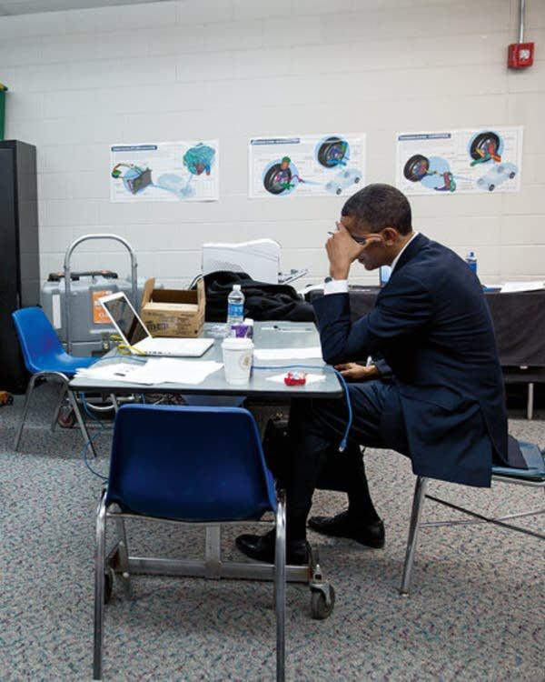 President Obama writing his speech after the Sandy Hook massacre r/pics