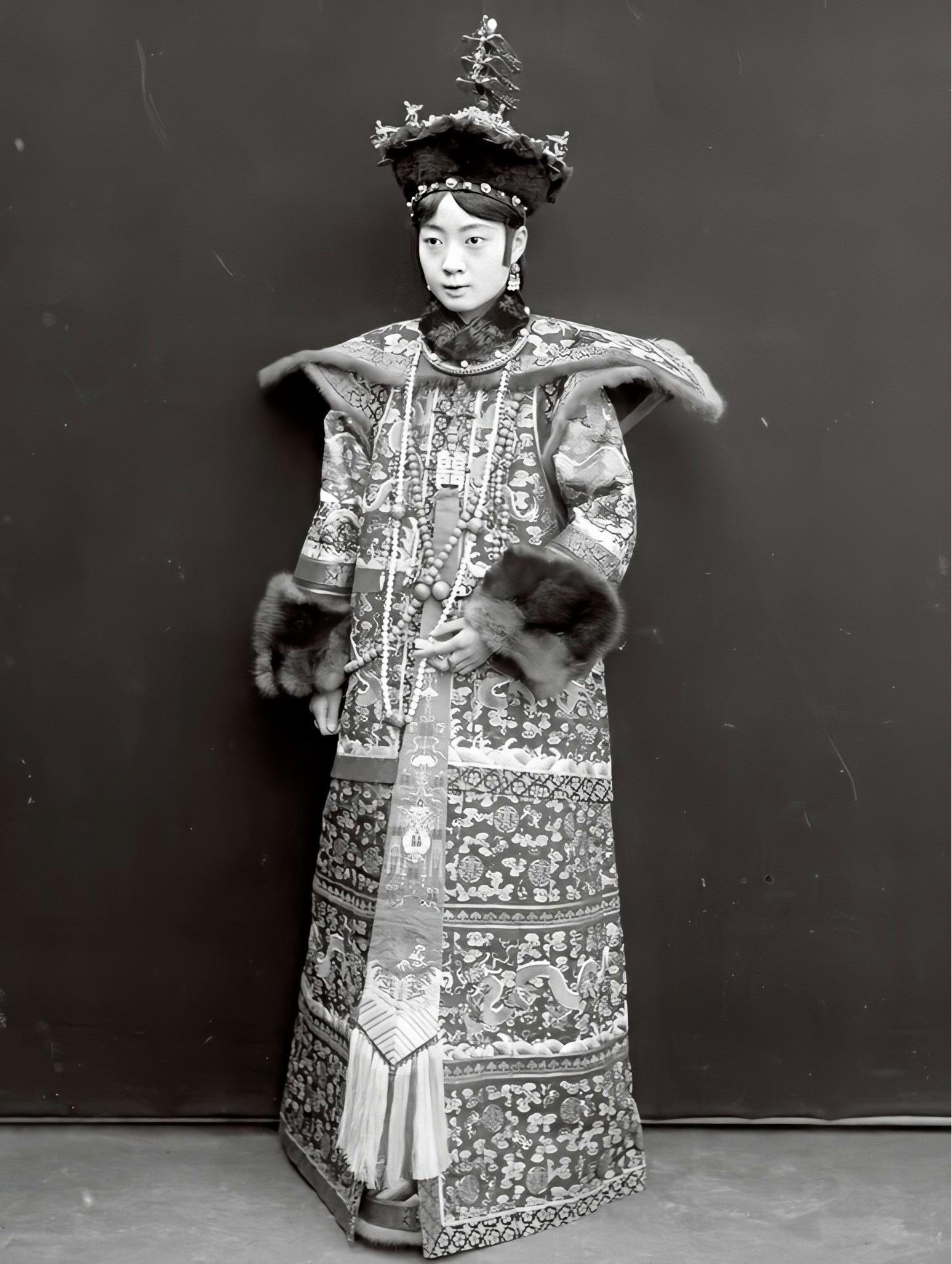 Qing Dynasty Empress