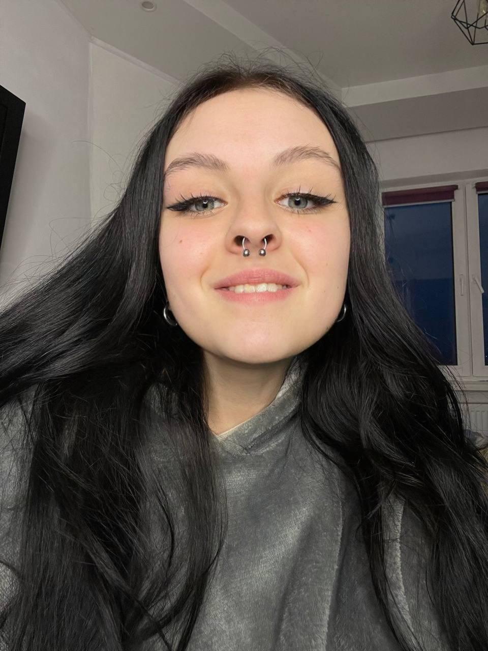Cute face? : OnlyFaces