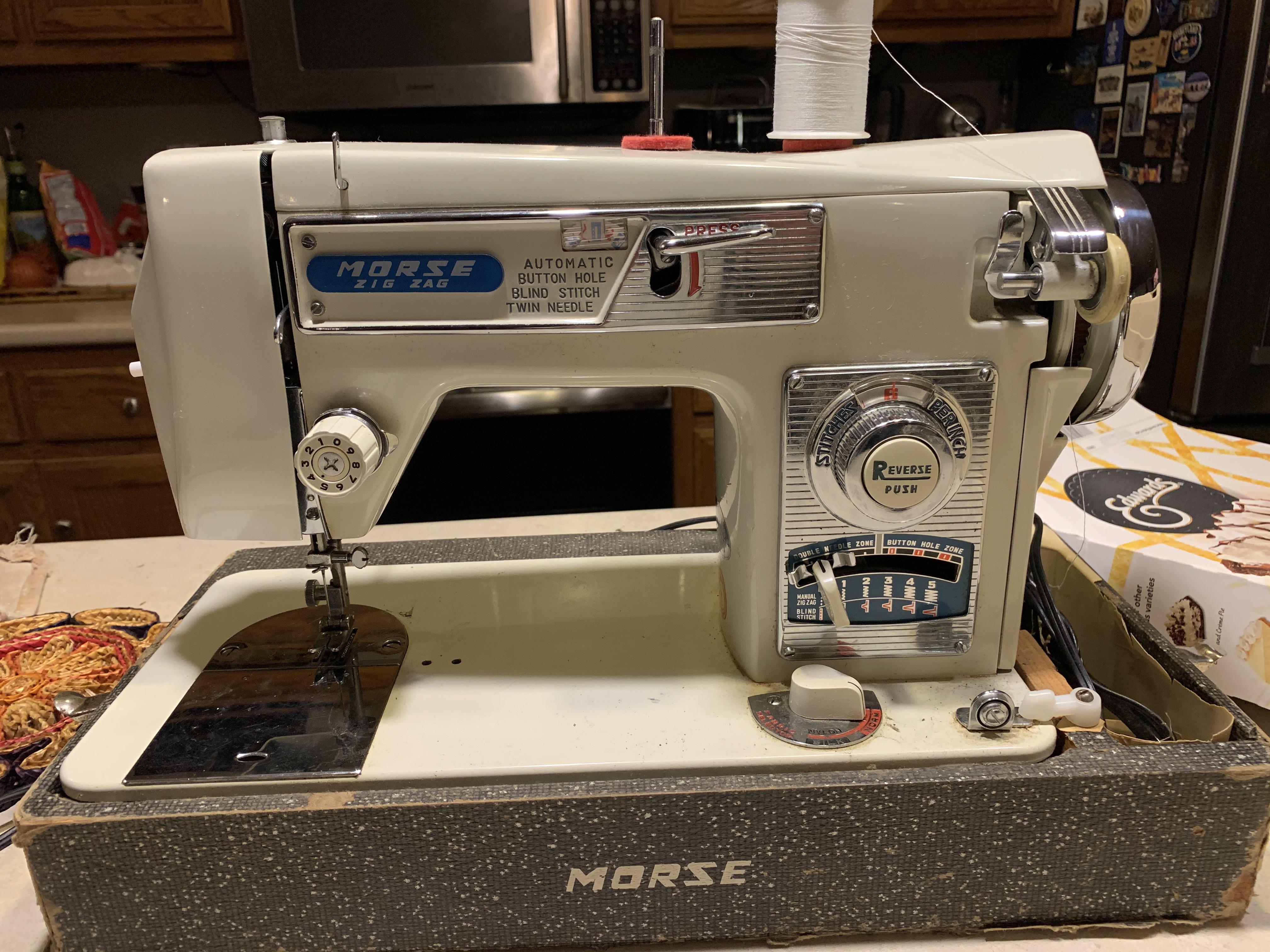 Found this vintage Morse sewing machine in pristine condition at GW for